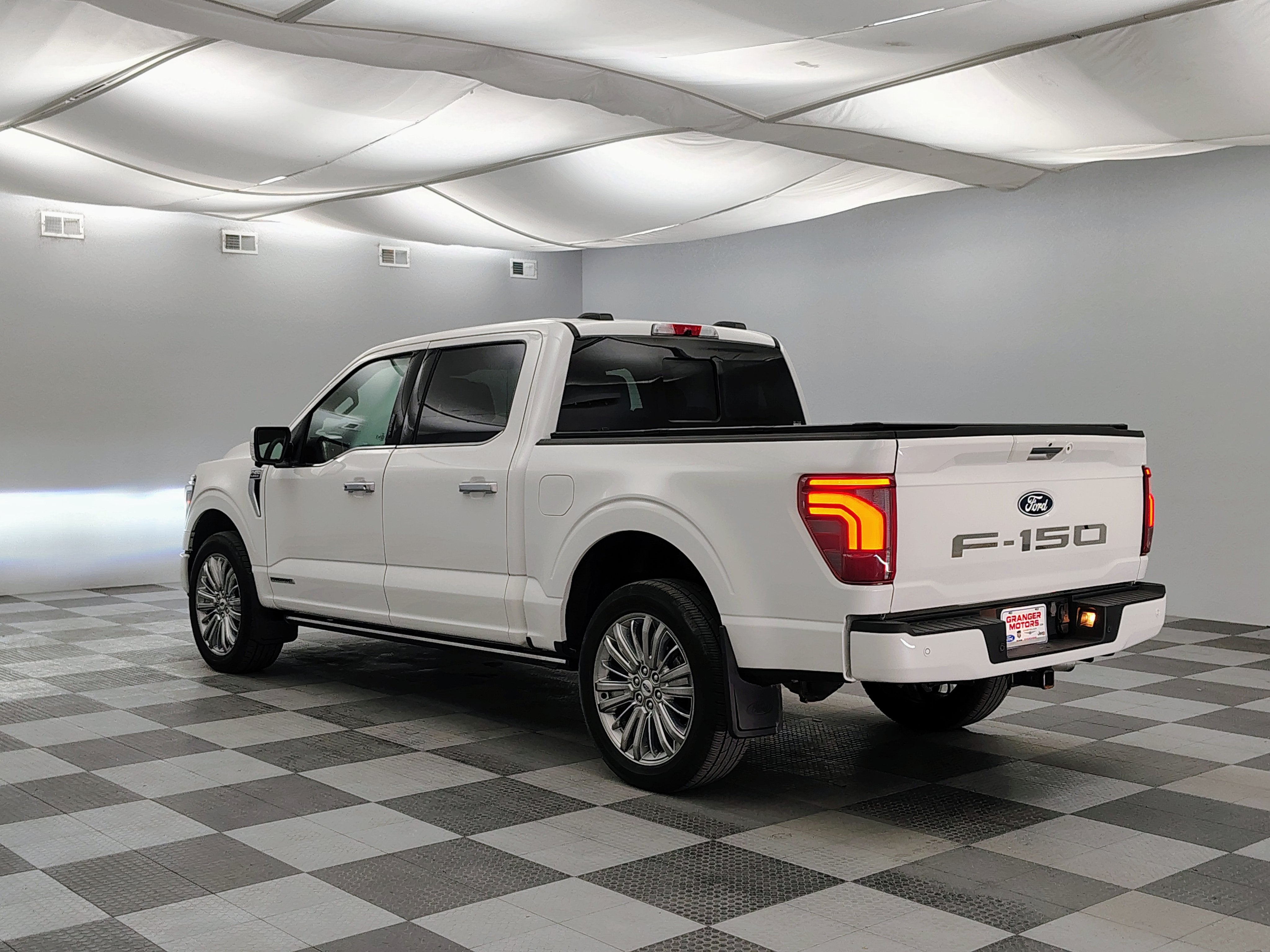 2024 Ford F-150 Platinum