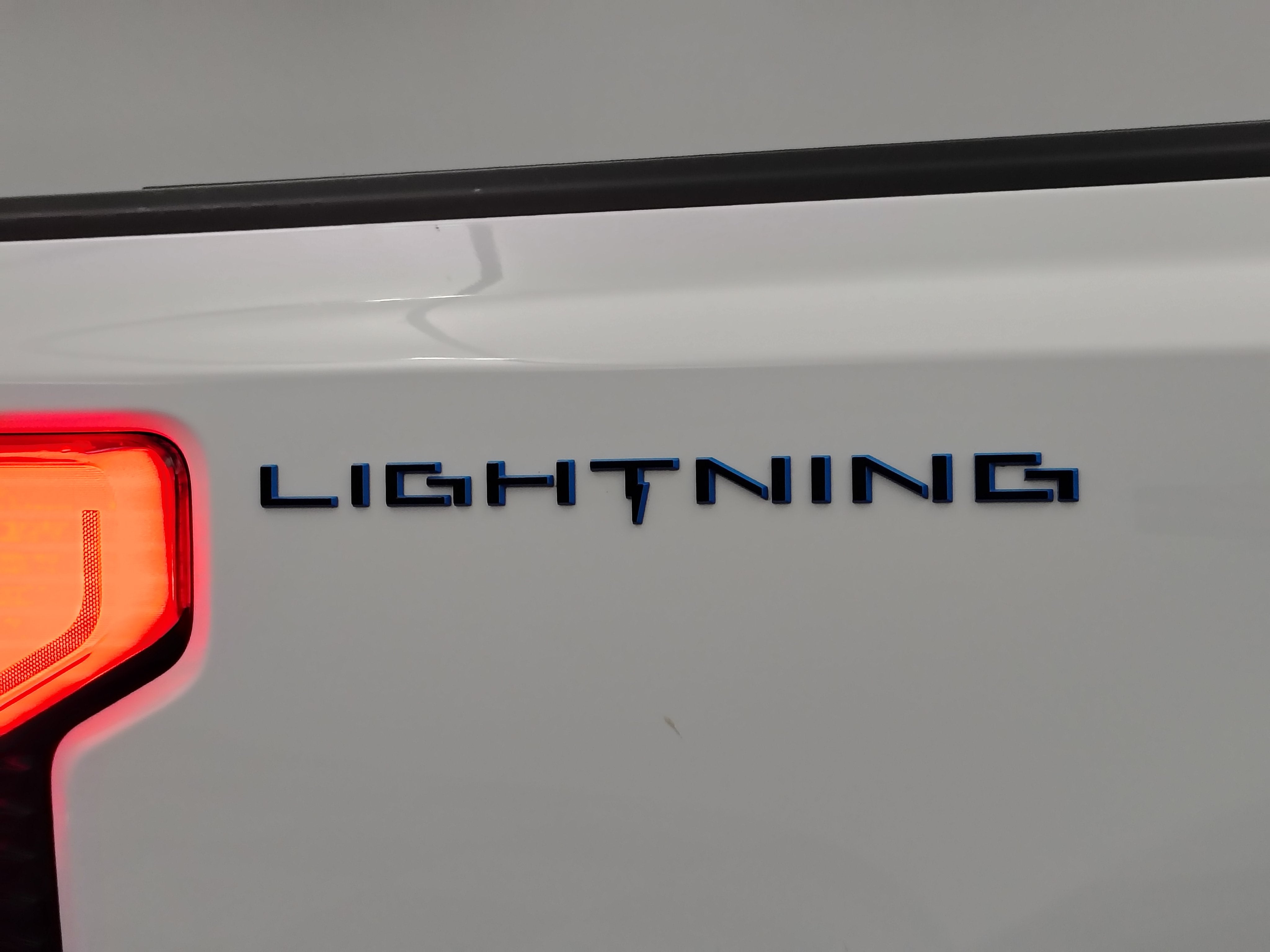 2023 Ford F-150 Lightning XLT