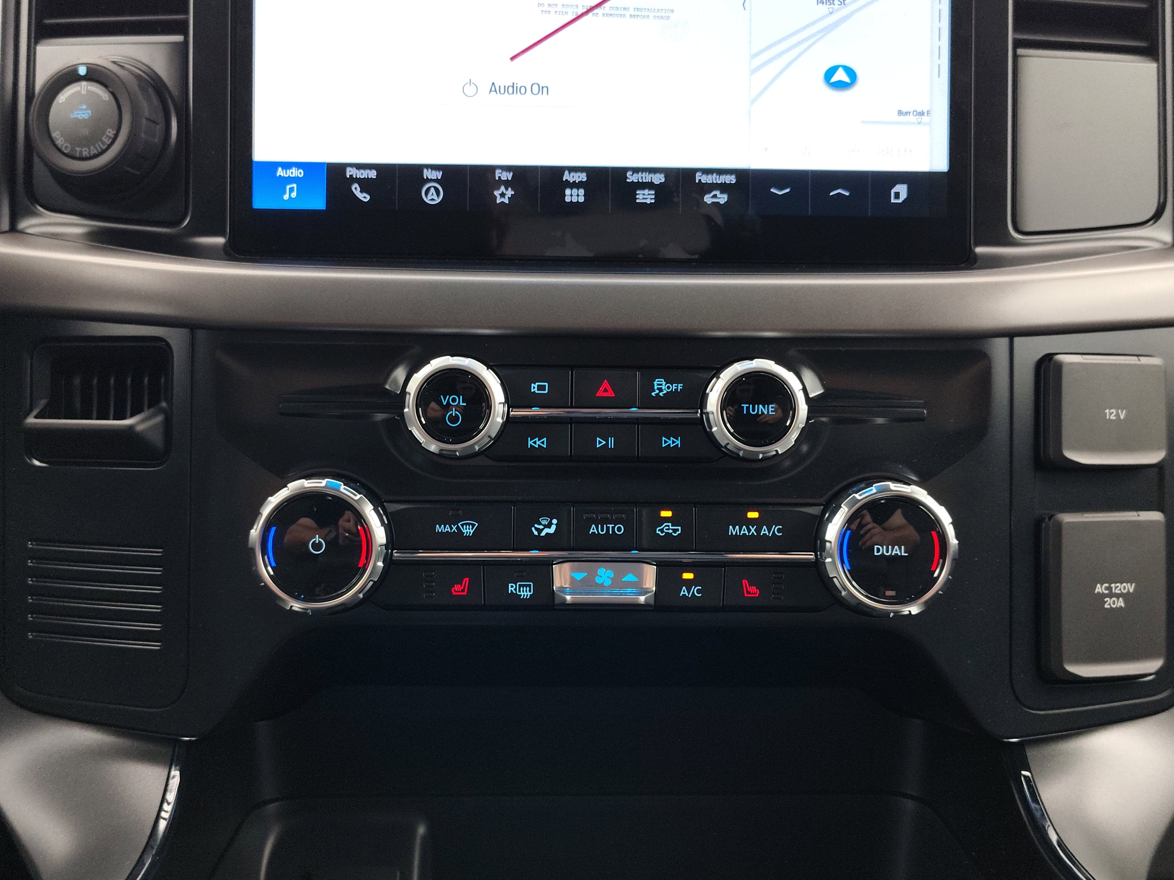 2025 Ford F-150 Lightning XLT