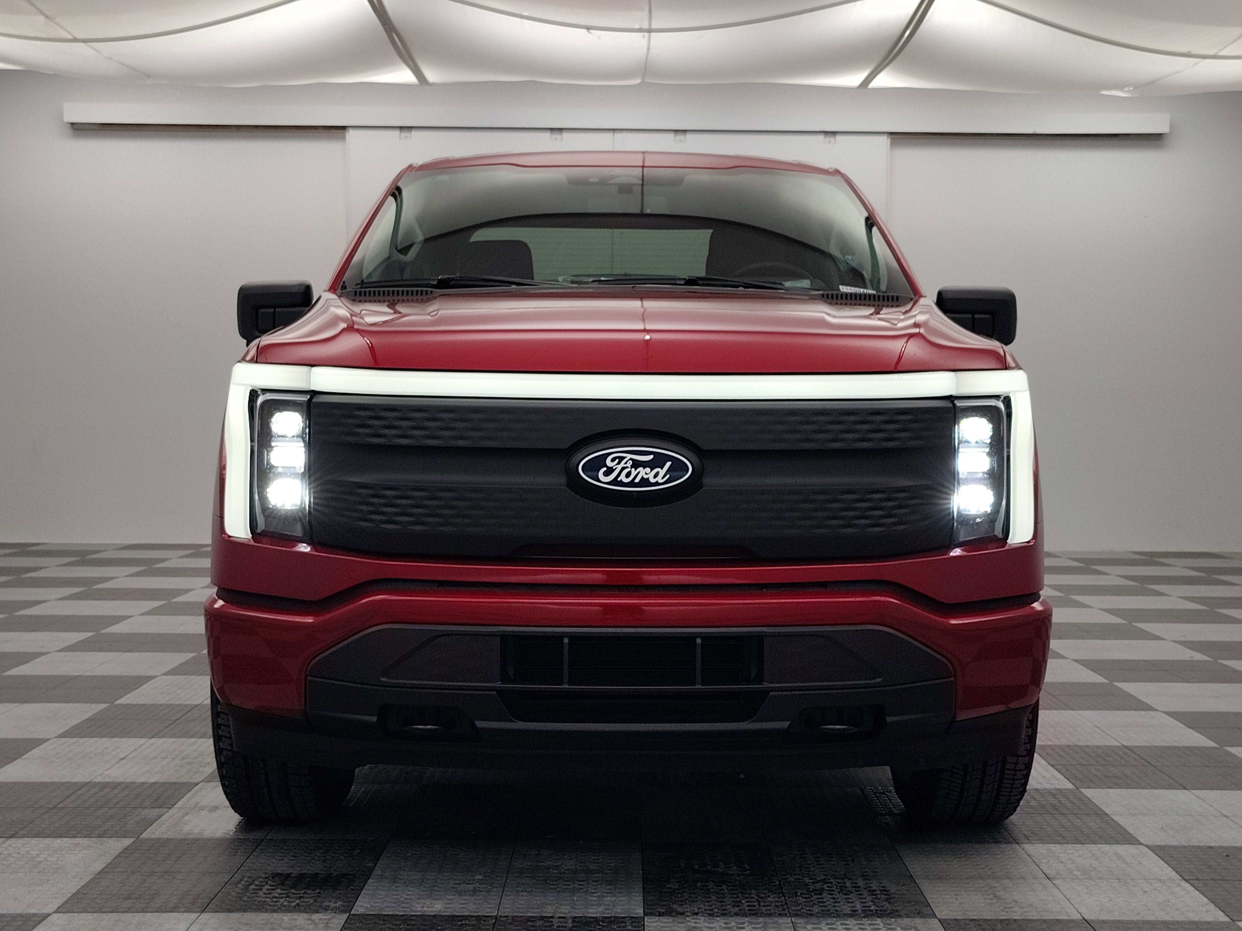 2025 Ford F-150 Lightning XLT