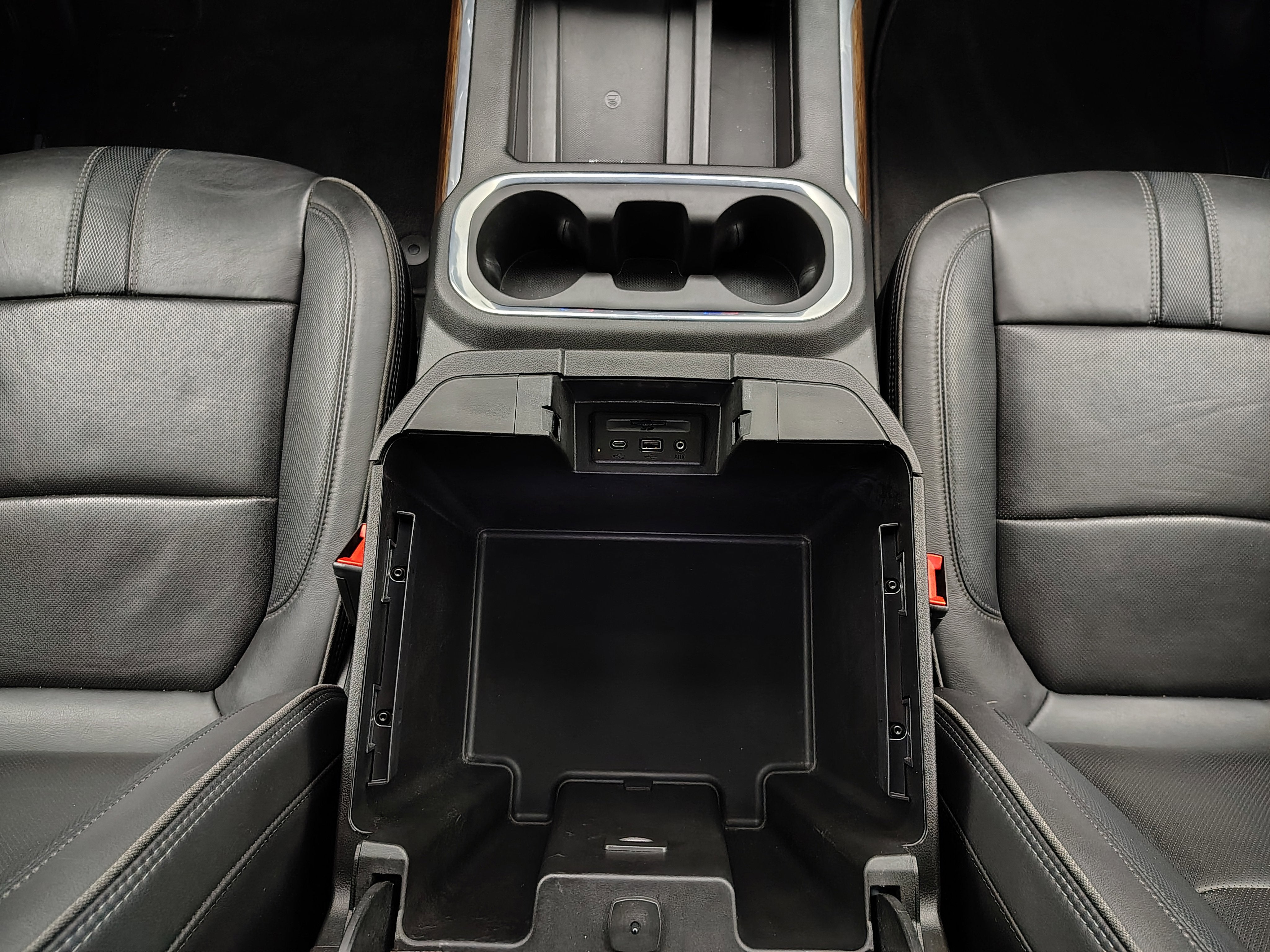 2022 Chevrolet Silverado 3500HD High Country