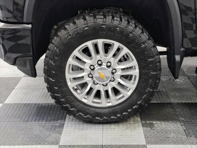 2022 Chevrolet Silverado 3500HD 4WD Crew Cab Standard Bed High Country