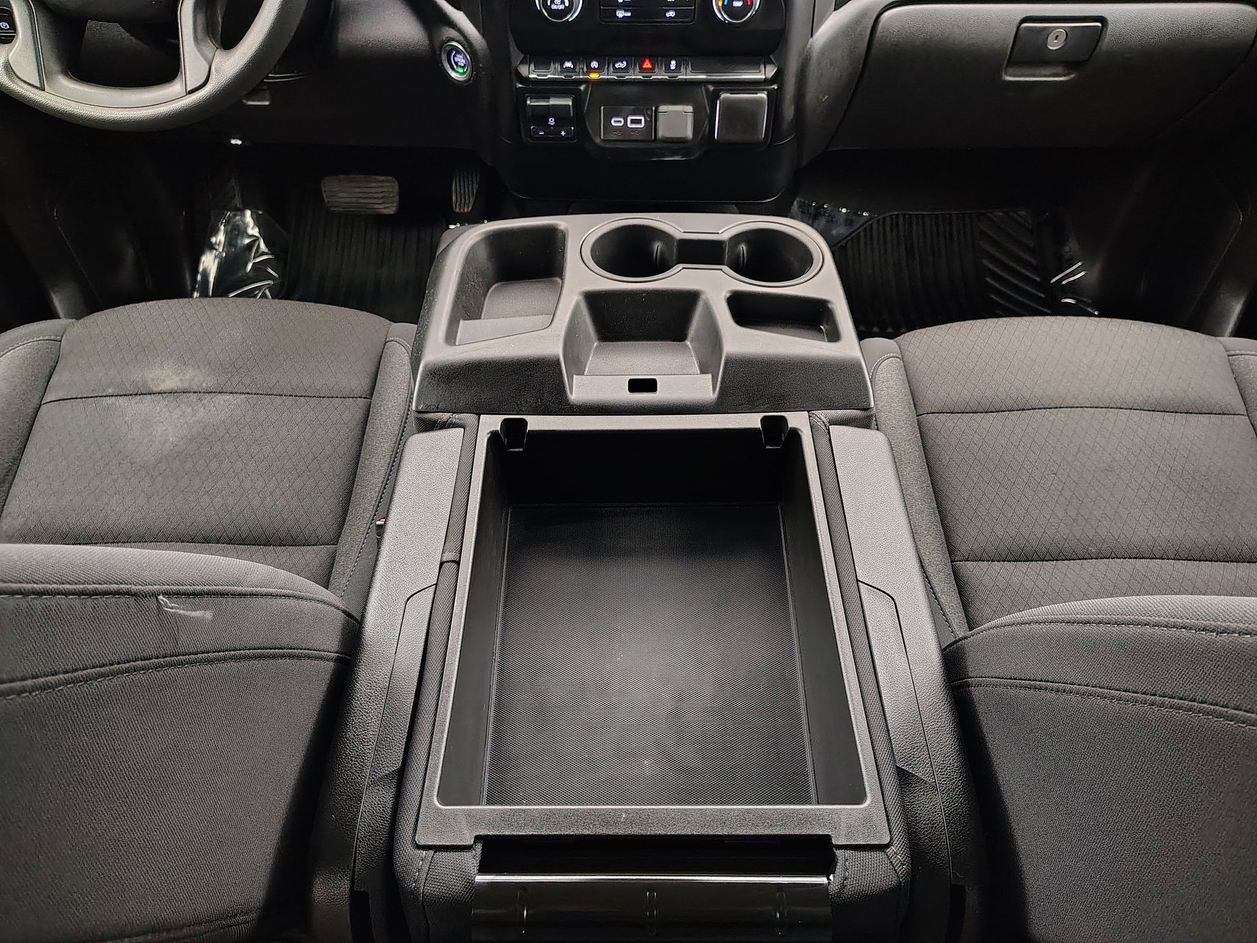 2024 Chevrolet Silverado 1500 4WD Crew Cab Short Bed Custom