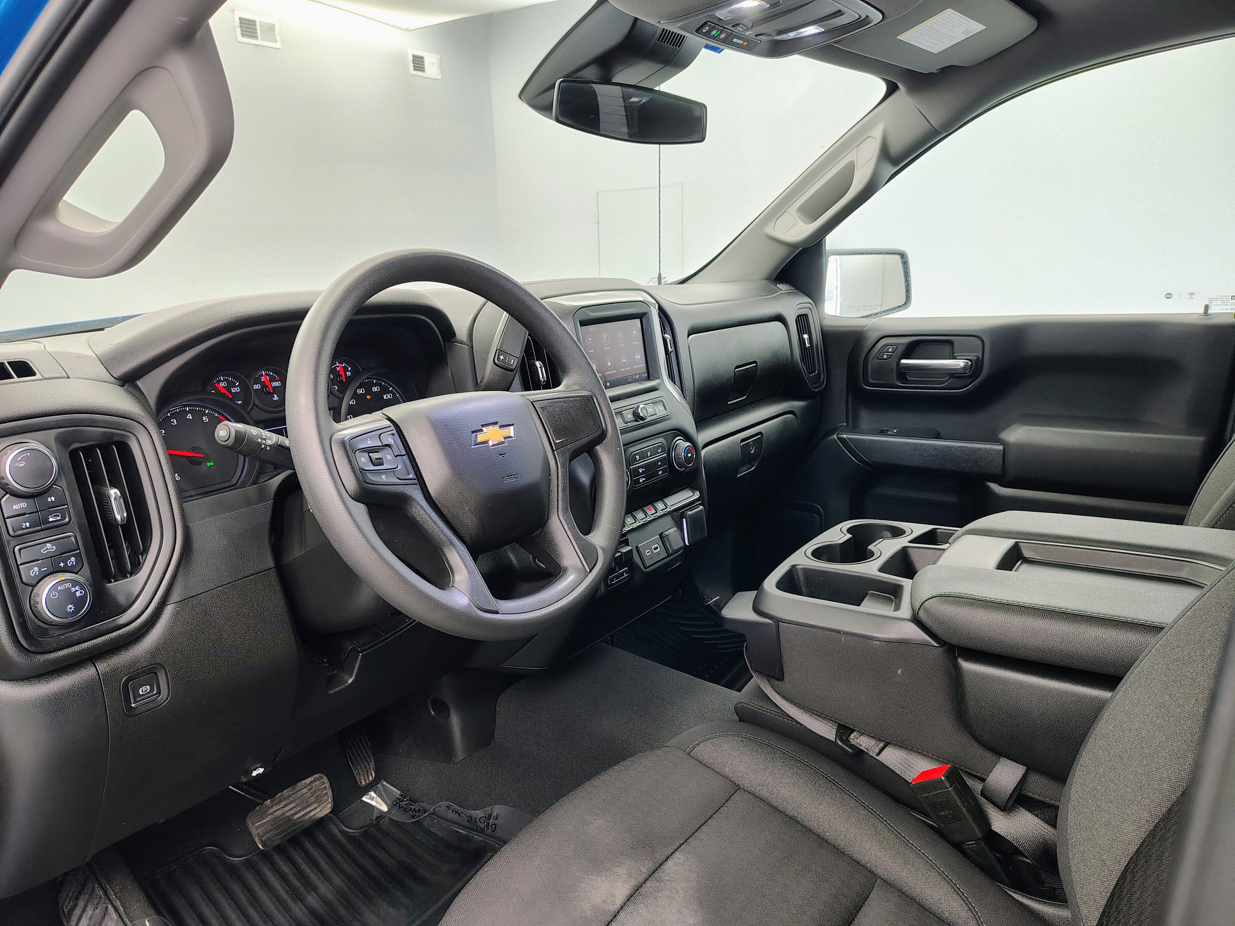 2024 Chevrolet Silverado 1500 4WD Crew Cab Short Bed Custom