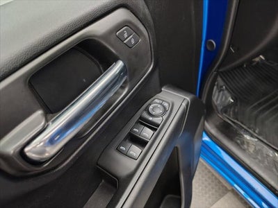 2024 Chevrolet Silverado 1500 4WD Crew Cab Short Bed Custom