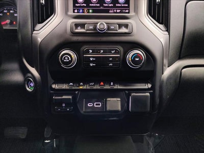 2024 Chevrolet Silverado 1500 4WD Crew Cab Short Bed Custom
