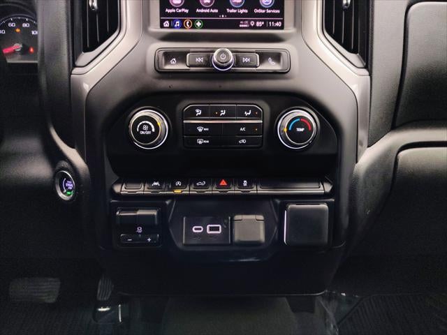 2024 Chevrolet Silverado 1500 4WD Crew Cab Short Bed Custom