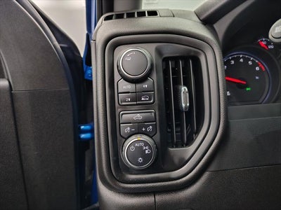 2024 Chevrolet Silverado 1500 4WD Crew Cab Short Bed Custom