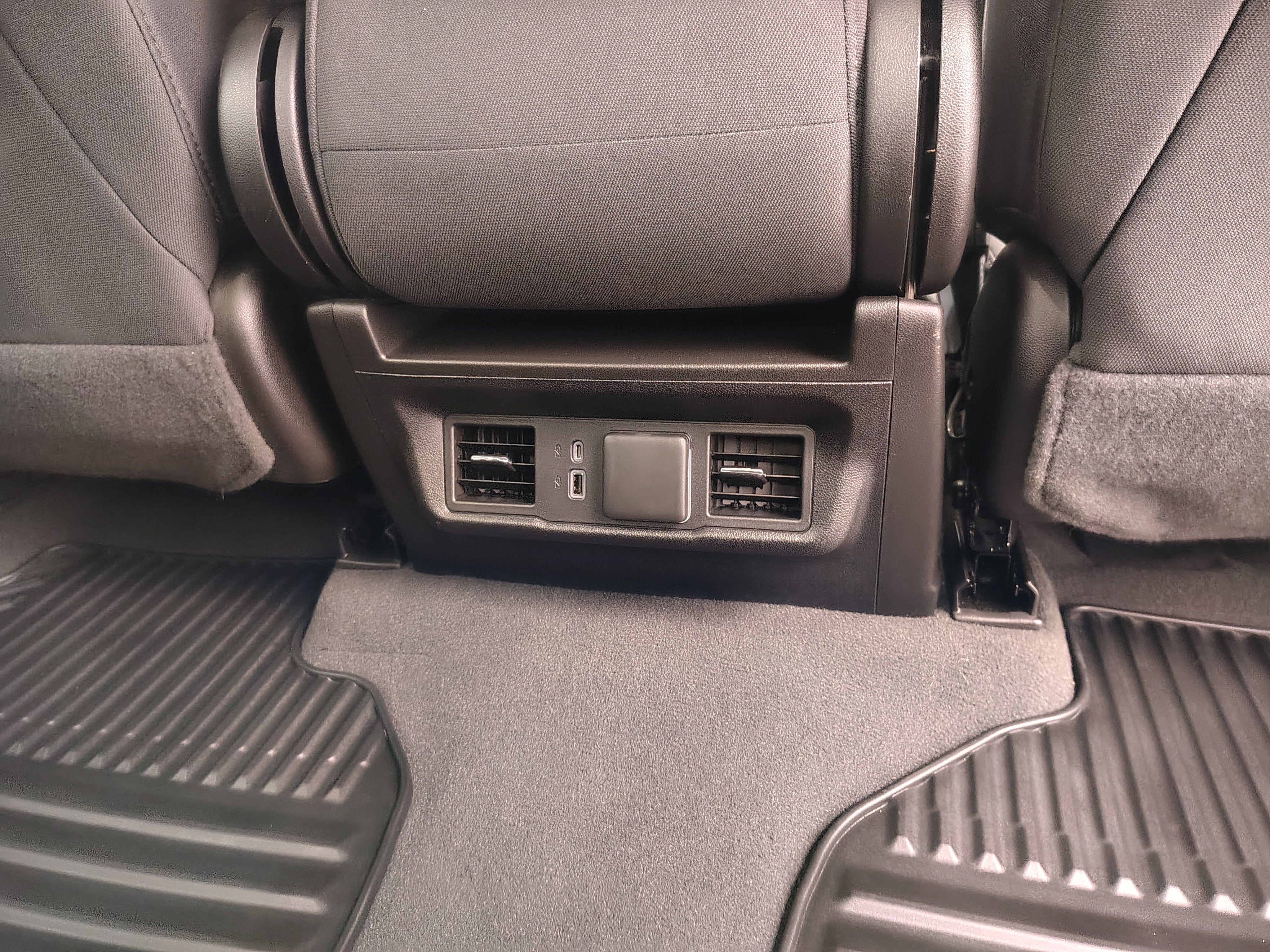 2023 Chevrolet Silverado 1500 4WD Crew Cab Short Bed LT with 2FL