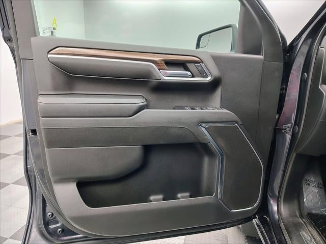 2023 Chevrolet Silverado 1500 4WD Crew Cab Short Bed LT with 2FL