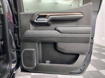 2023 Chevrolet Silverado 1500 4WD Crew Cab Short Bed LT with 2FL