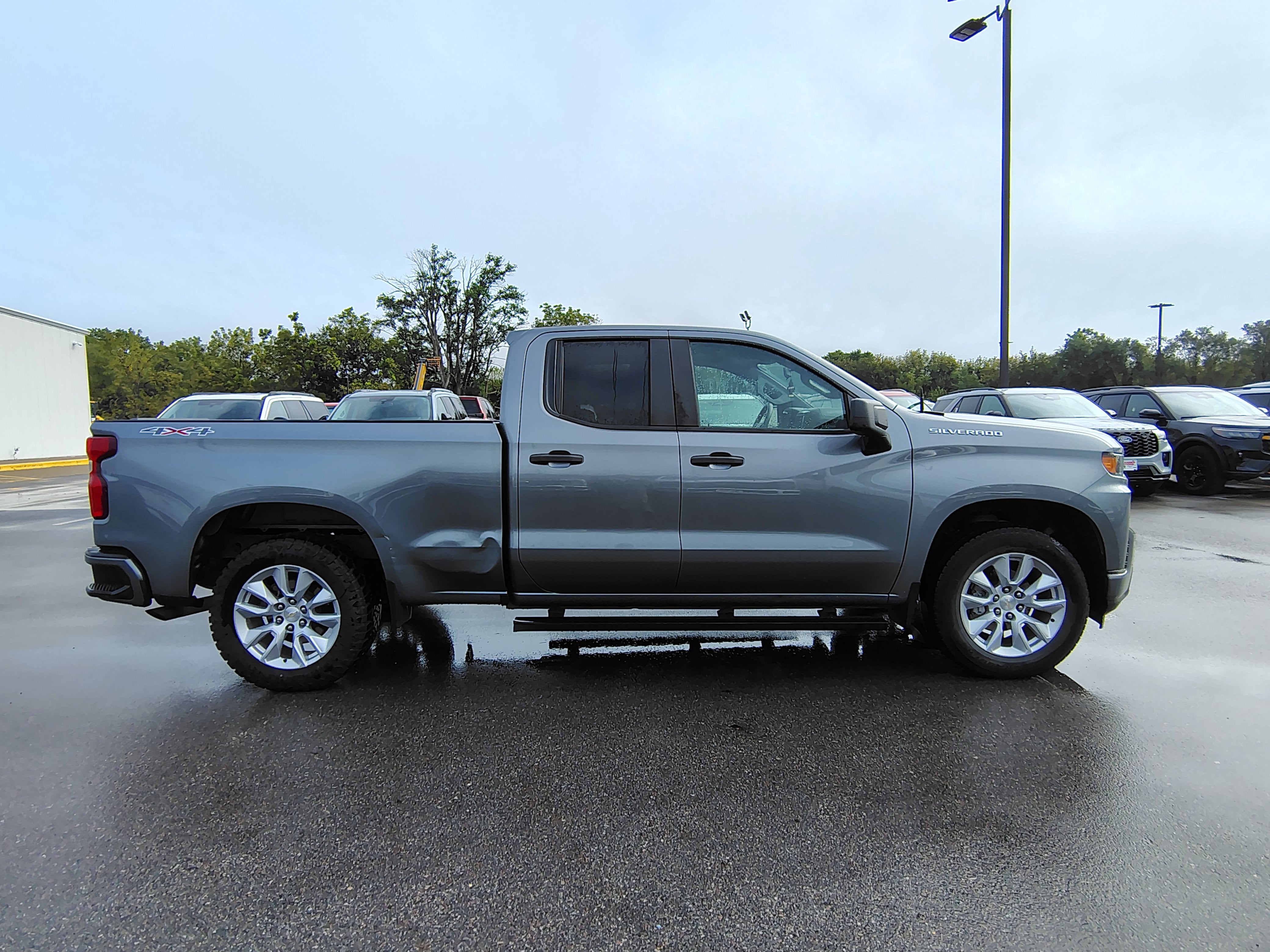 2021 Chevrolet Silverado 1500 Custom