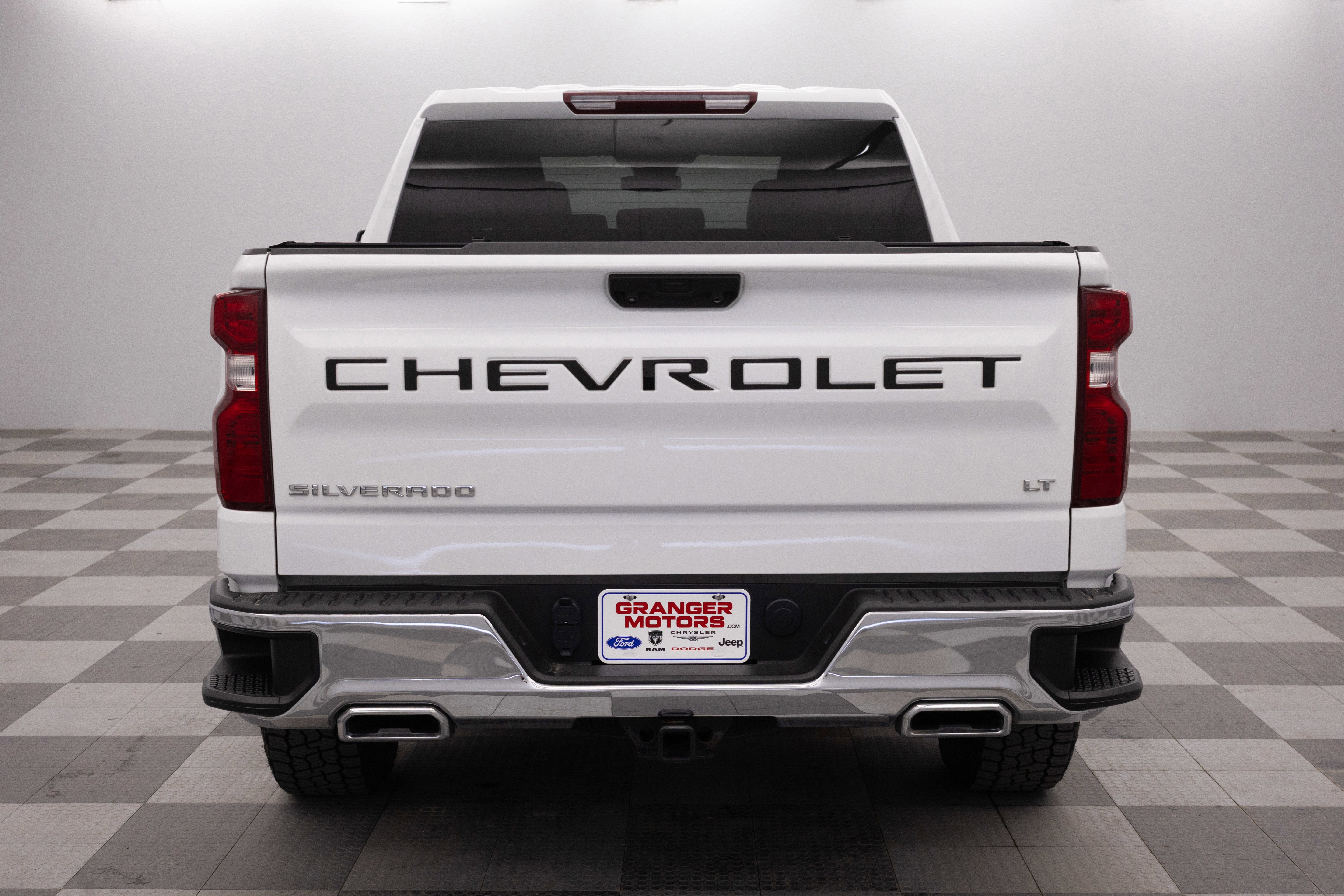 2023 Chevrolet Silverado 1500 4WD Crew Cab Standard Bed LT