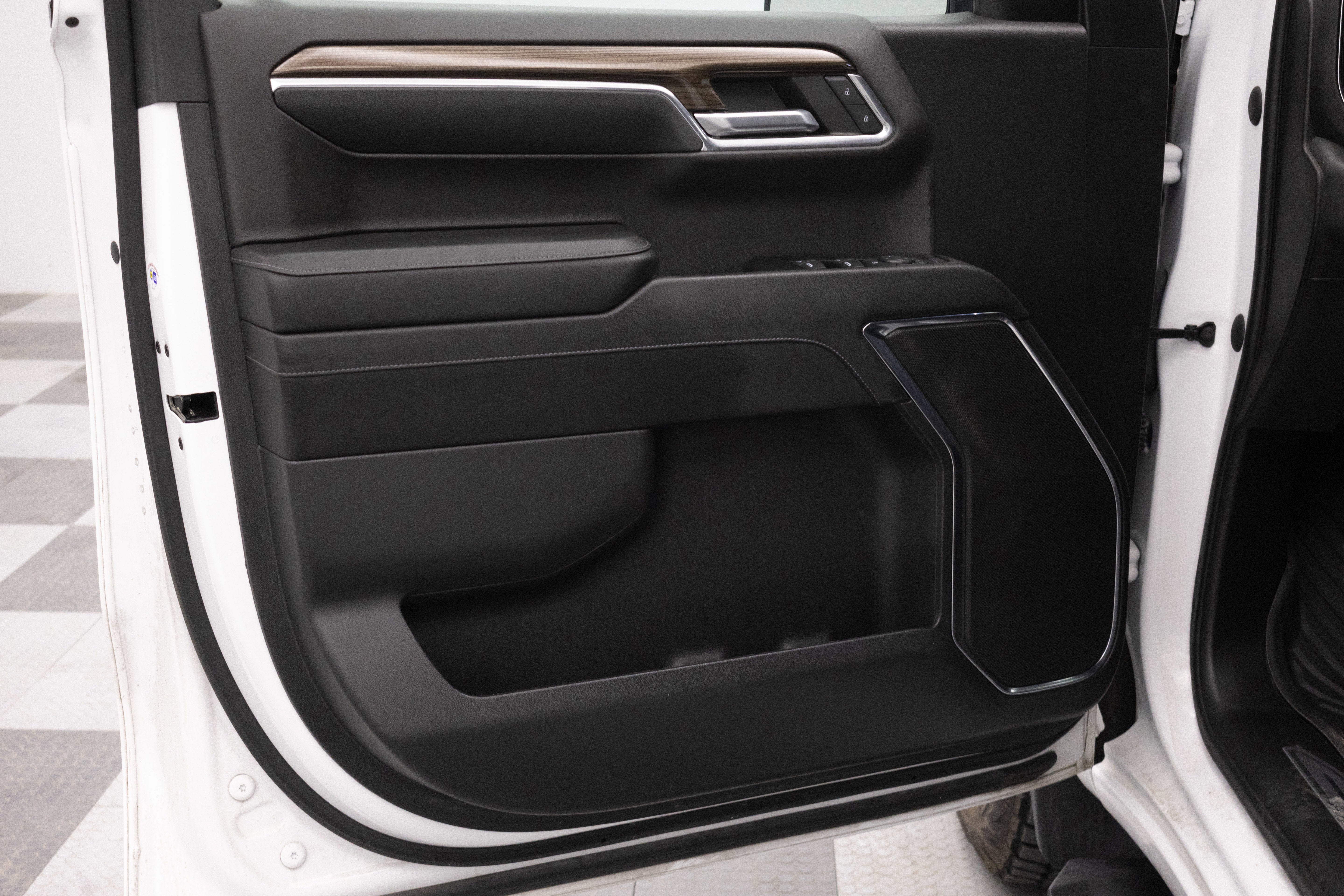 2023 Chevrolet Silverado 1500 4WD Crew Cab Standard Bed LT