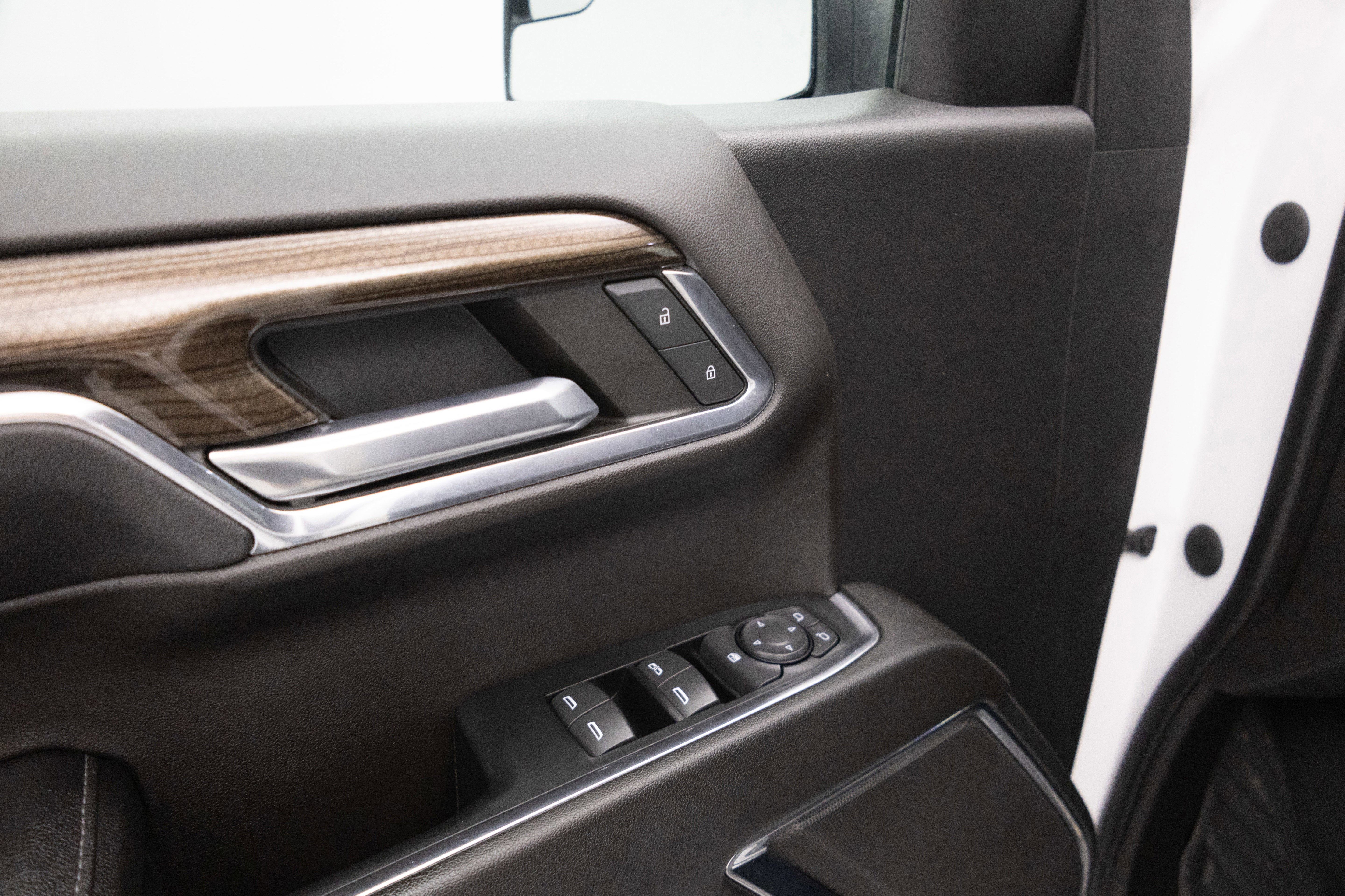 2023 Chevrolet Silverado 1500 4WD Crew Cab Standard Bed LT