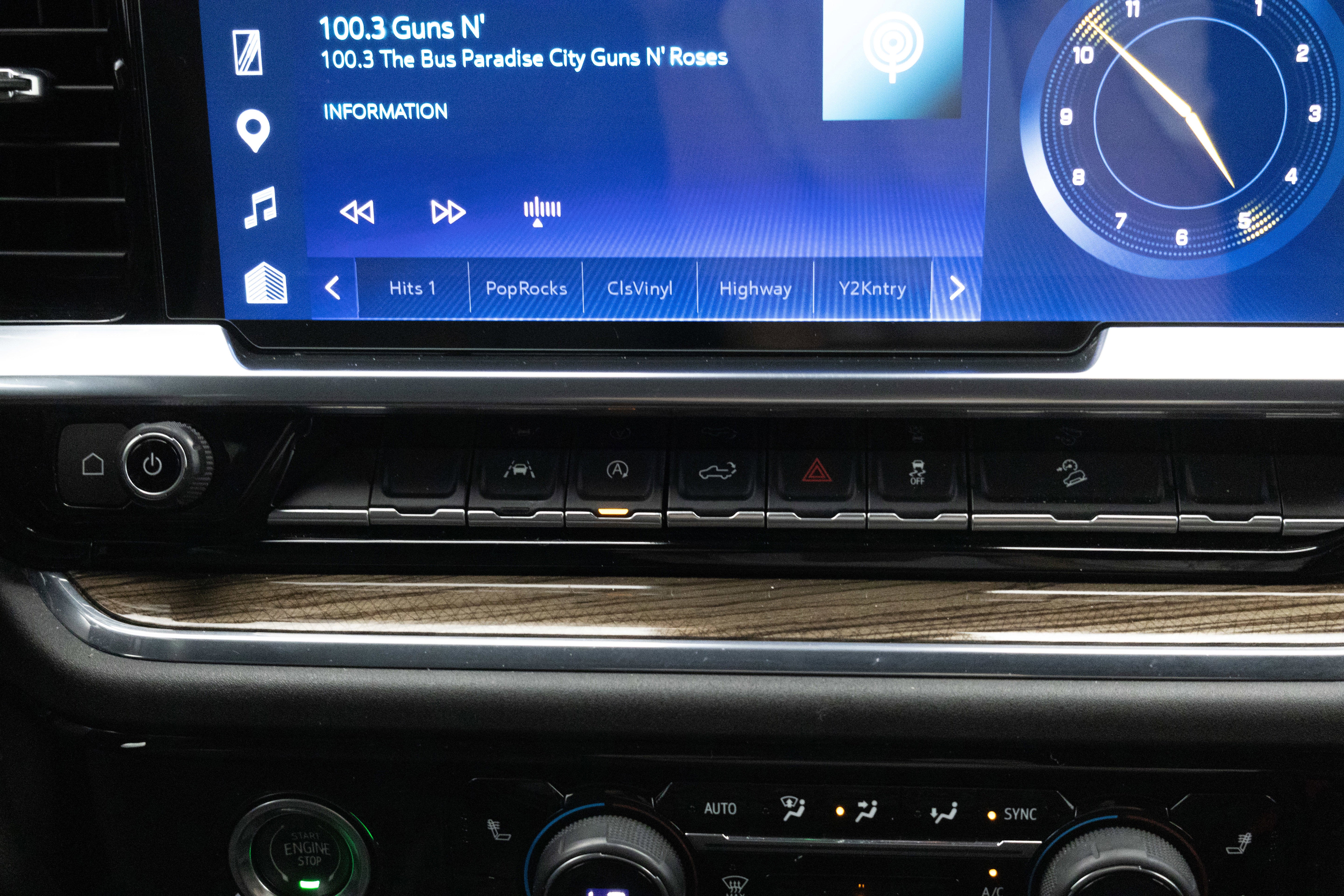 2023 Chevrolet Silverado 1500 4WD Crew Cab Standard Bed LT