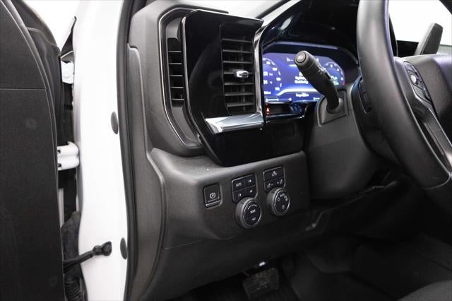 2023 Chevrolet Silverado 1500 4WD Crew Cab Standard Bed LT