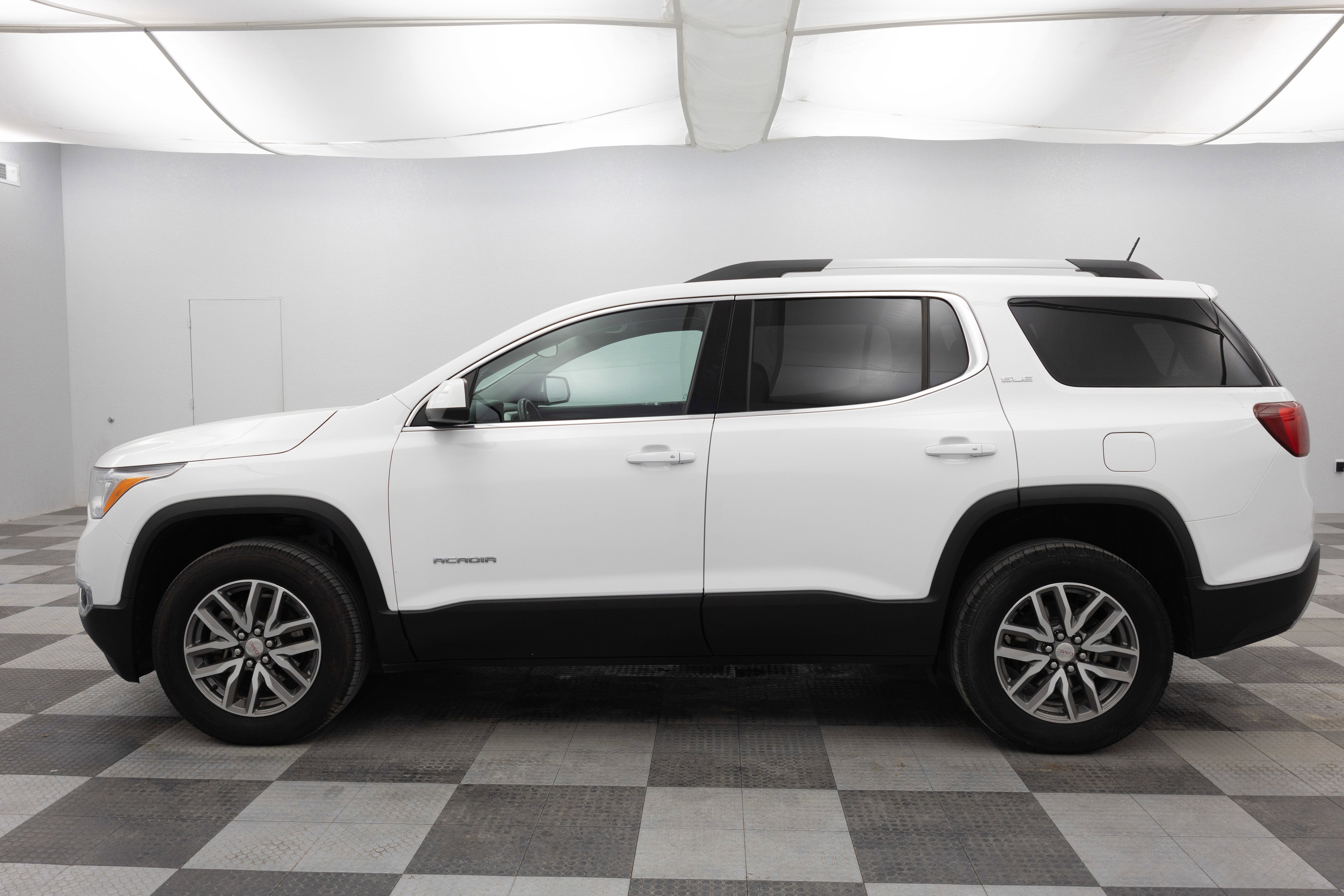 2019 GMC Acadia SLE