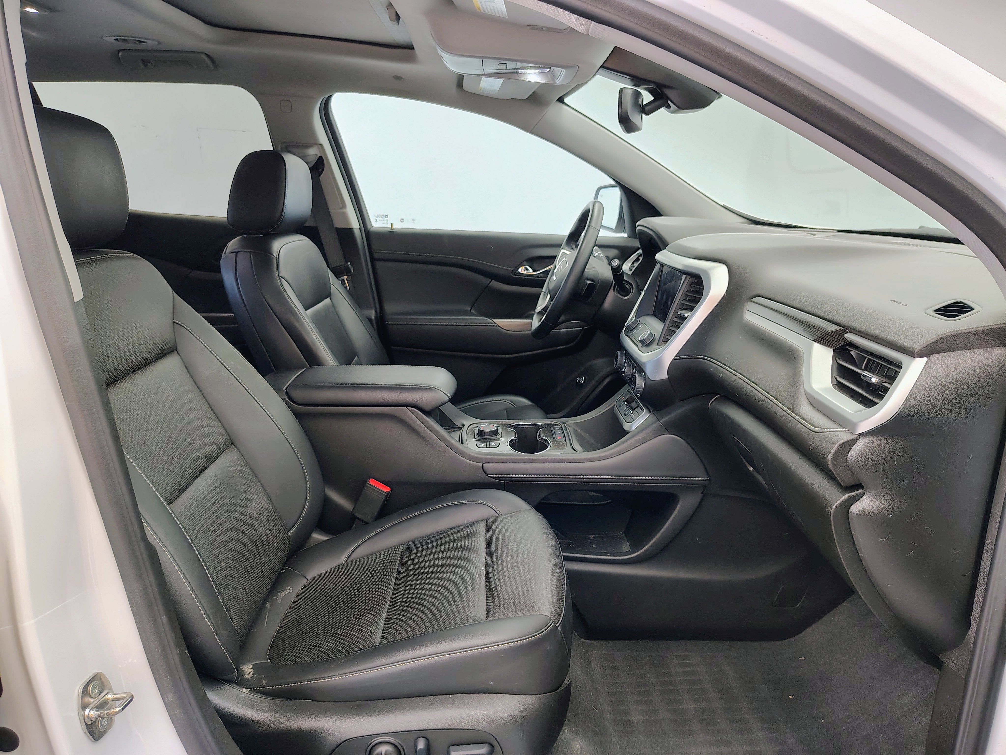 2023 GMC Acadia AWD SLT