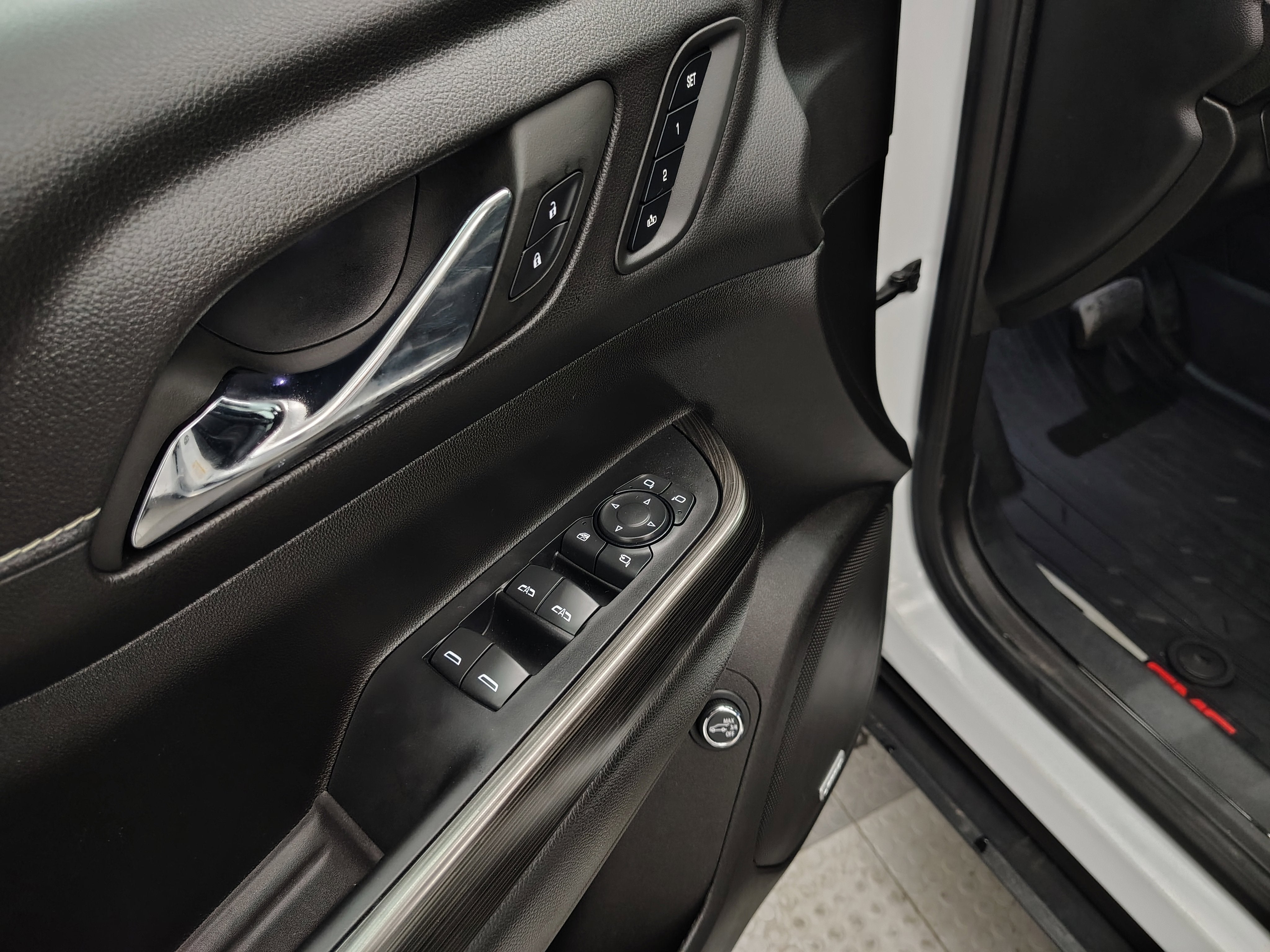 2023 GMC Acadia AWD SLT