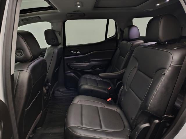 2023 GMC Acadia AWD SLT