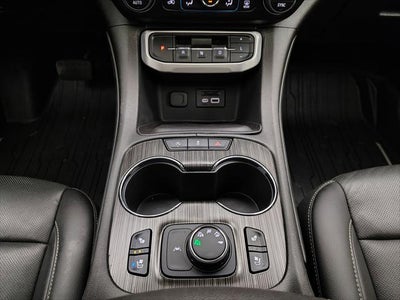 2023 GMC Acadia AWD SLT