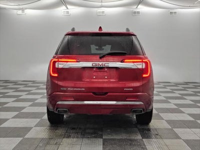 2023 GMC Acadia Denali