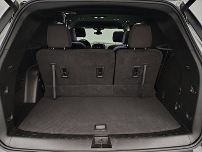 2023 Chevrolet Traverse AWD LT Cloth
