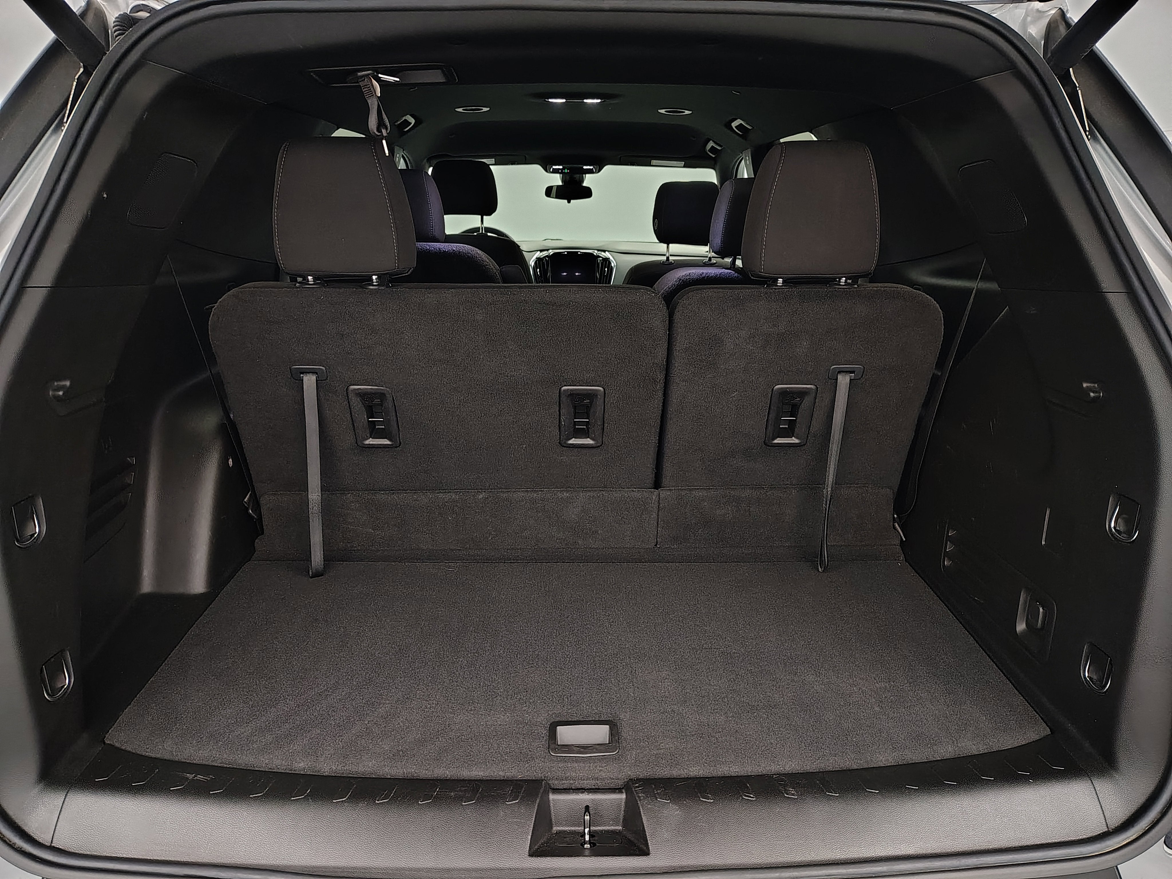 2023 Chevrolet Traverse AWD LT Cloth