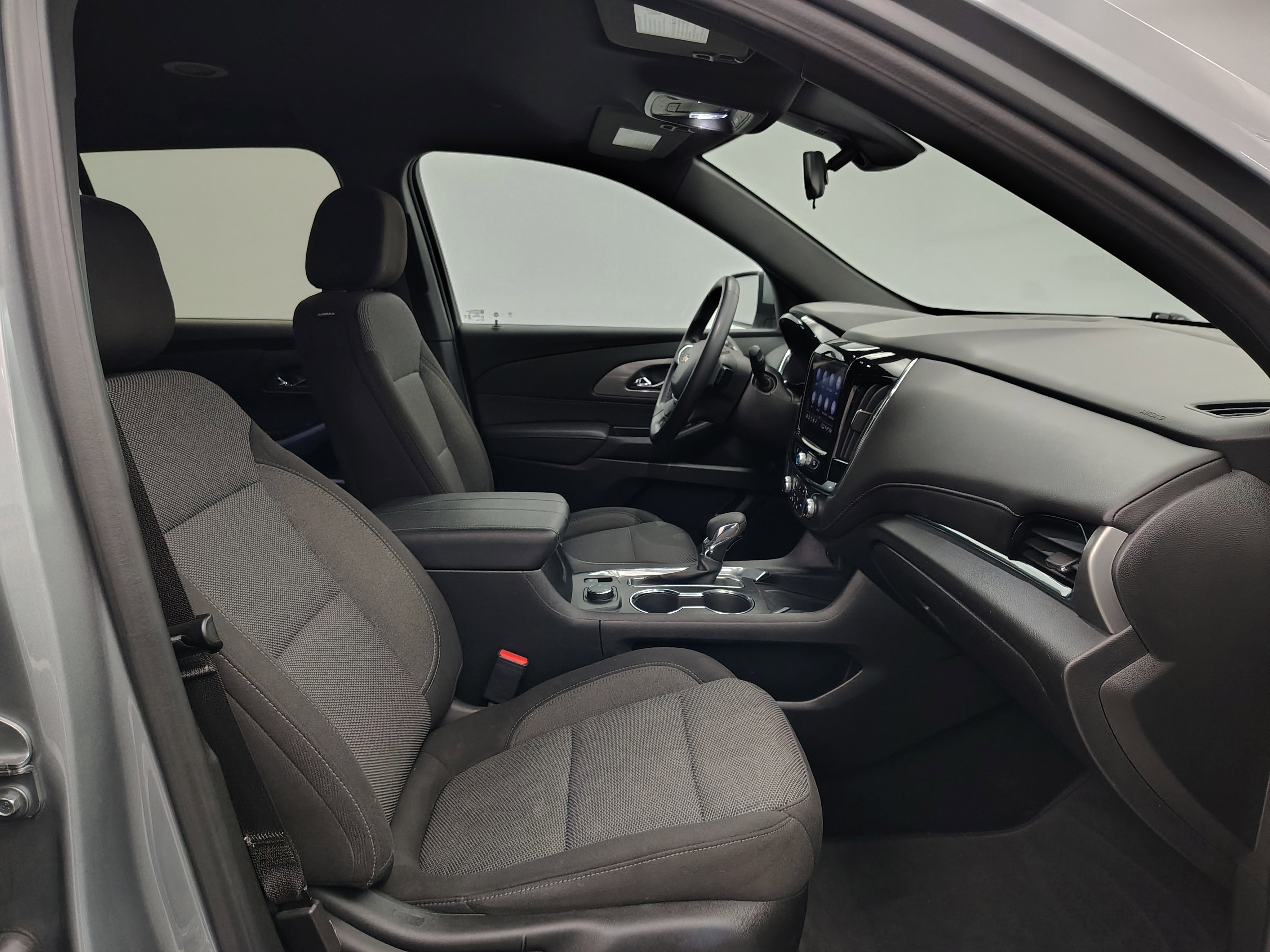 2023 Chevrolet Traverse AWD LT Cloth