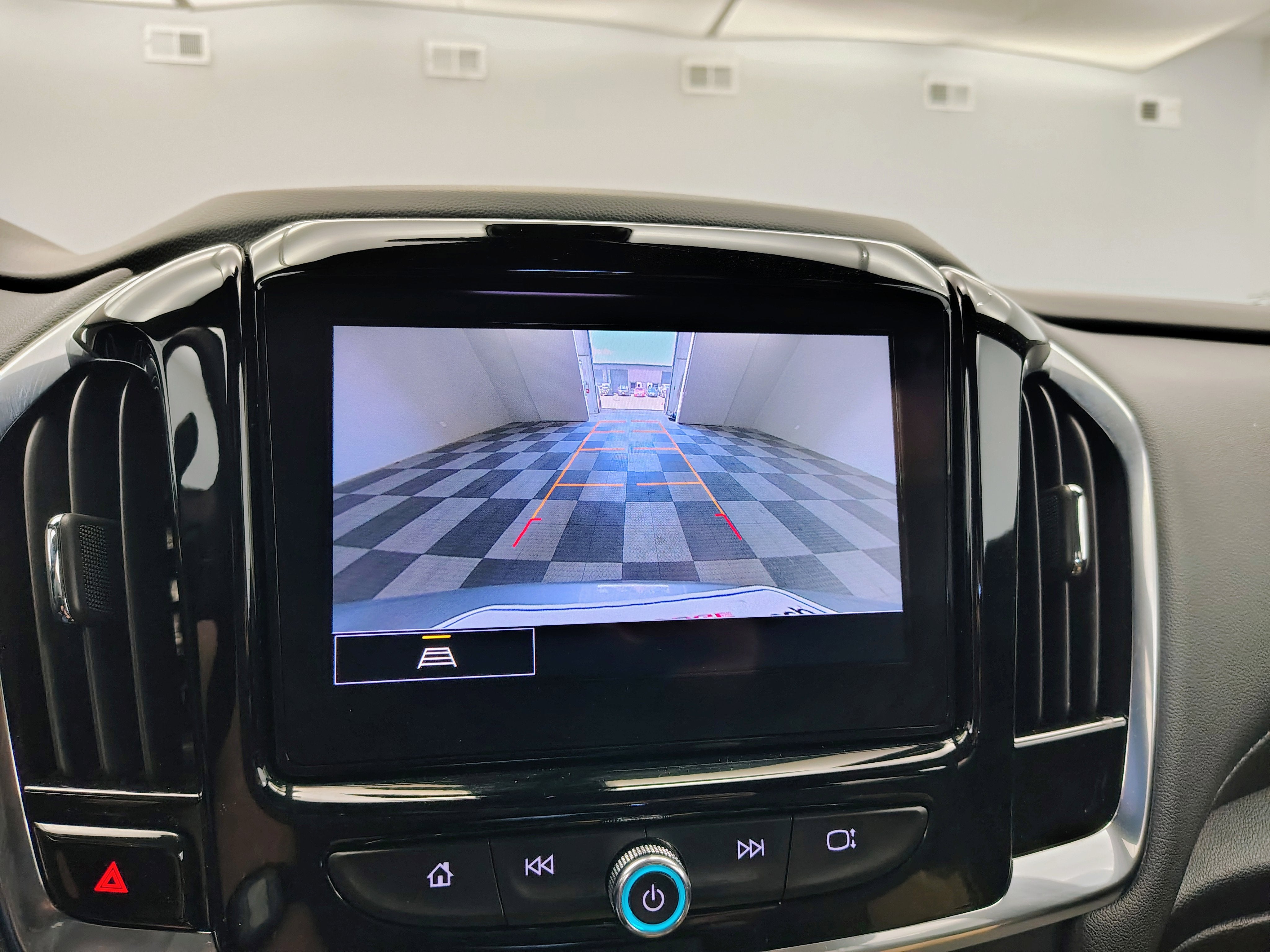 2023 Chevrolet Traverse AWD LT Cloth