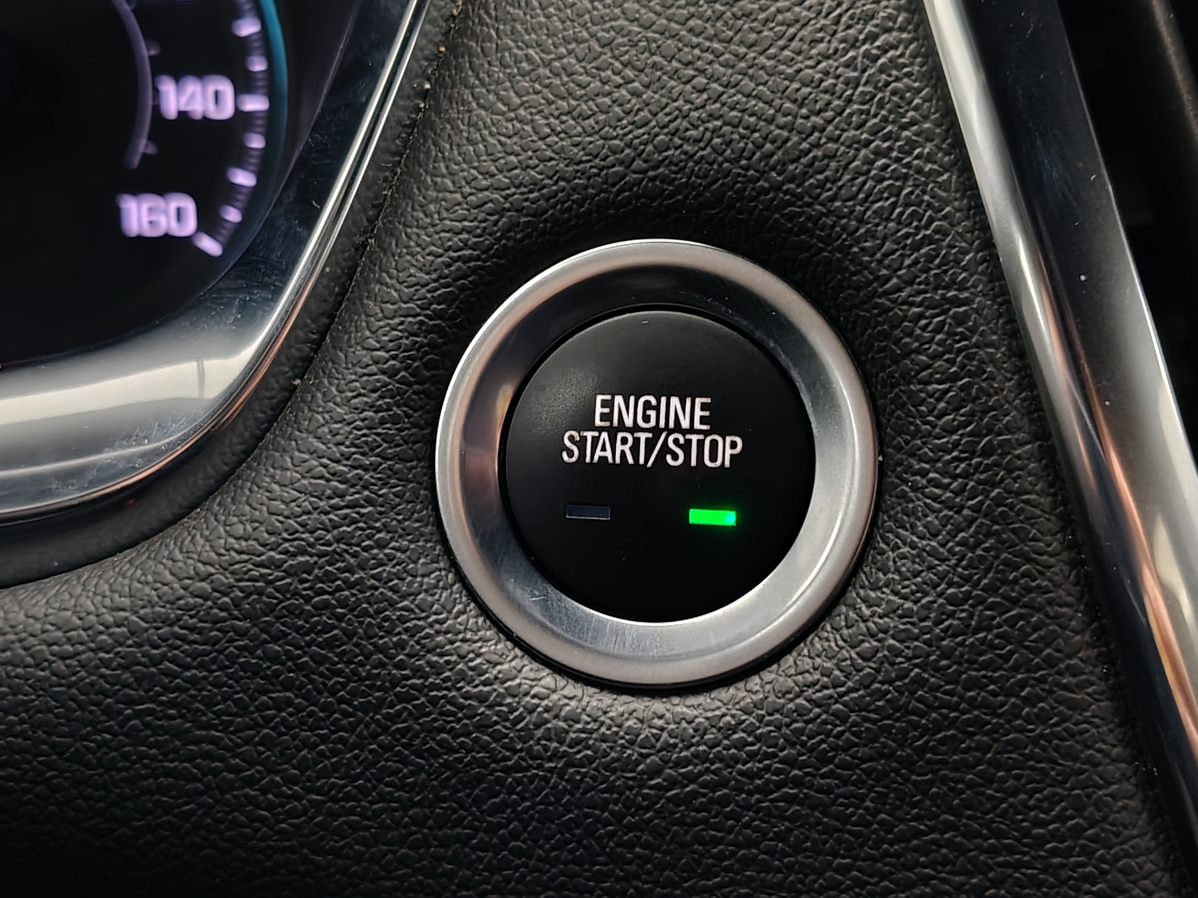 2023 Chevrolet Traverse AWD LT Cloth