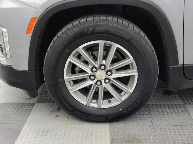 2023 Chevrolet Traverse AWD LT Cloth