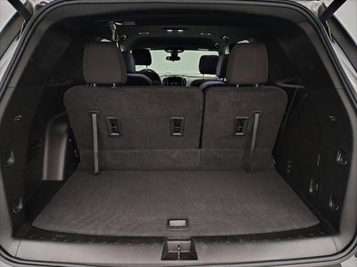 2023 Chevrolet Traverse AWD LT Cloth