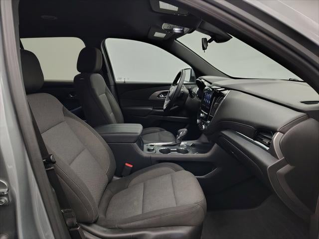 2023 Chevrolet Traverse AWD LT Cloth