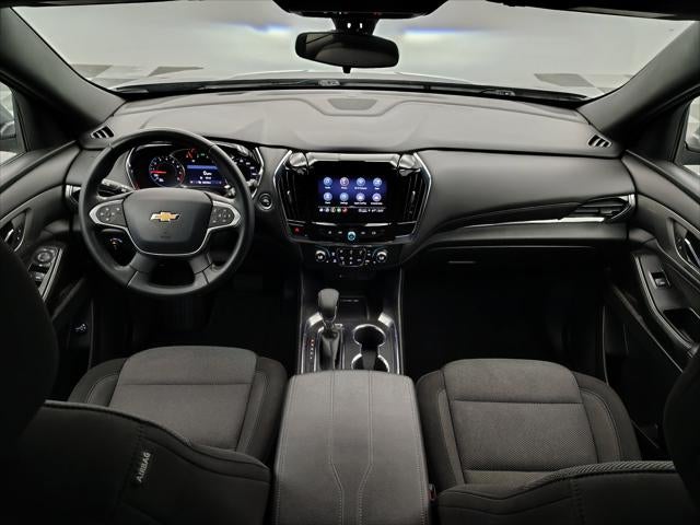 2023 Chevrolet Traverse AWD LT Cloth