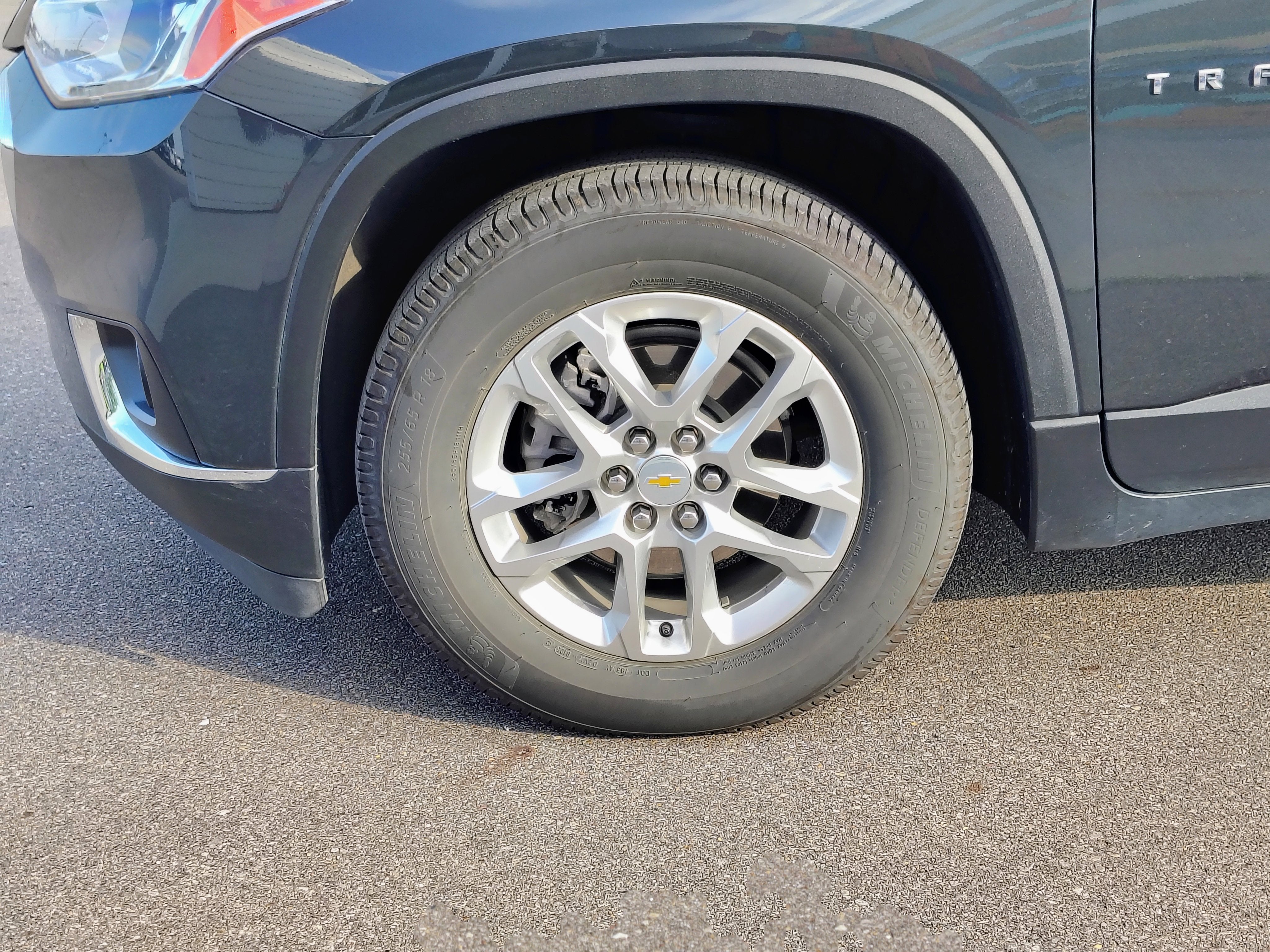 2021 Chevrolet Traverse AWD LT Leather