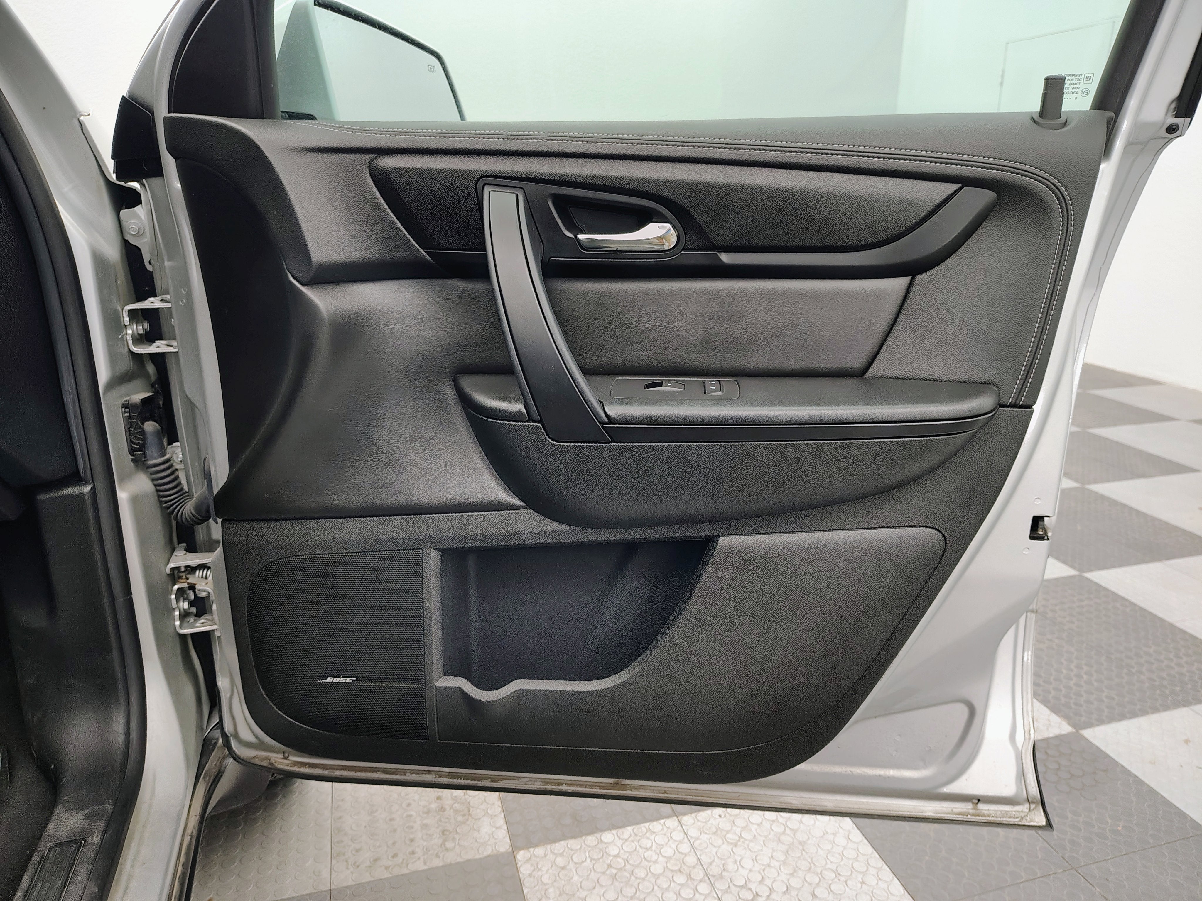2017 Chevrolet Traverse 2LT