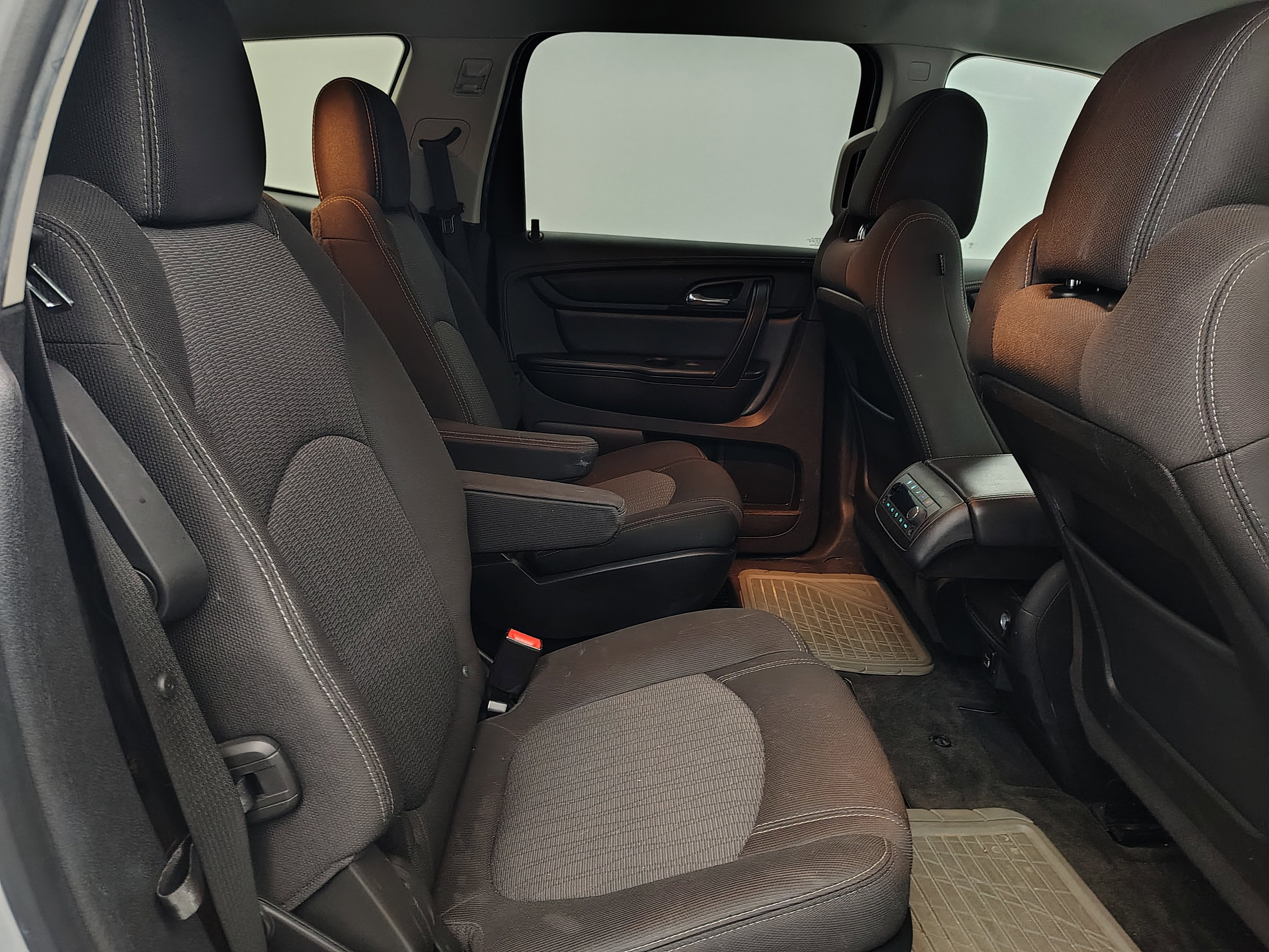 2017 Chevrolet Traverse 2LT