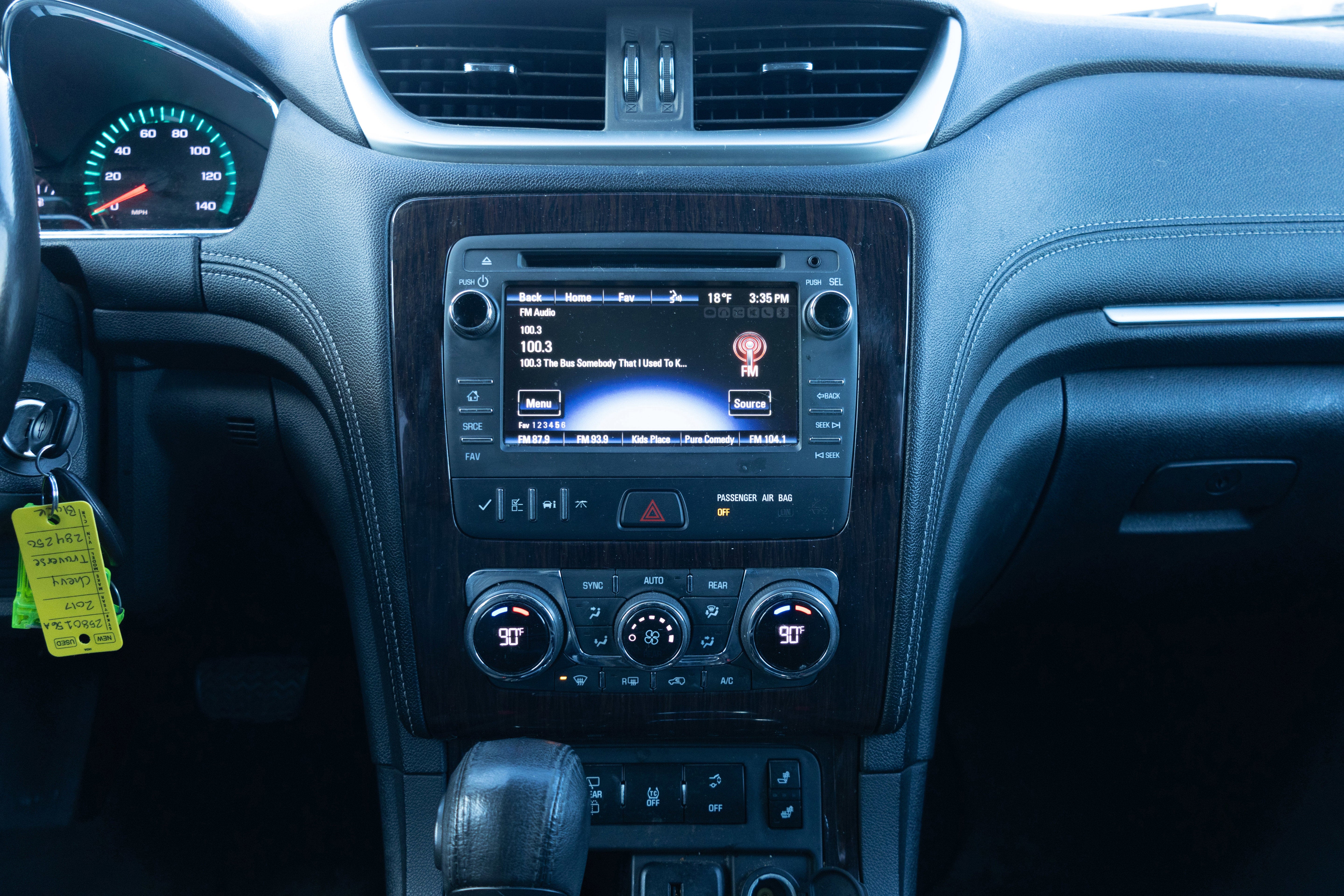 2017 Chevrolet Traverse LT