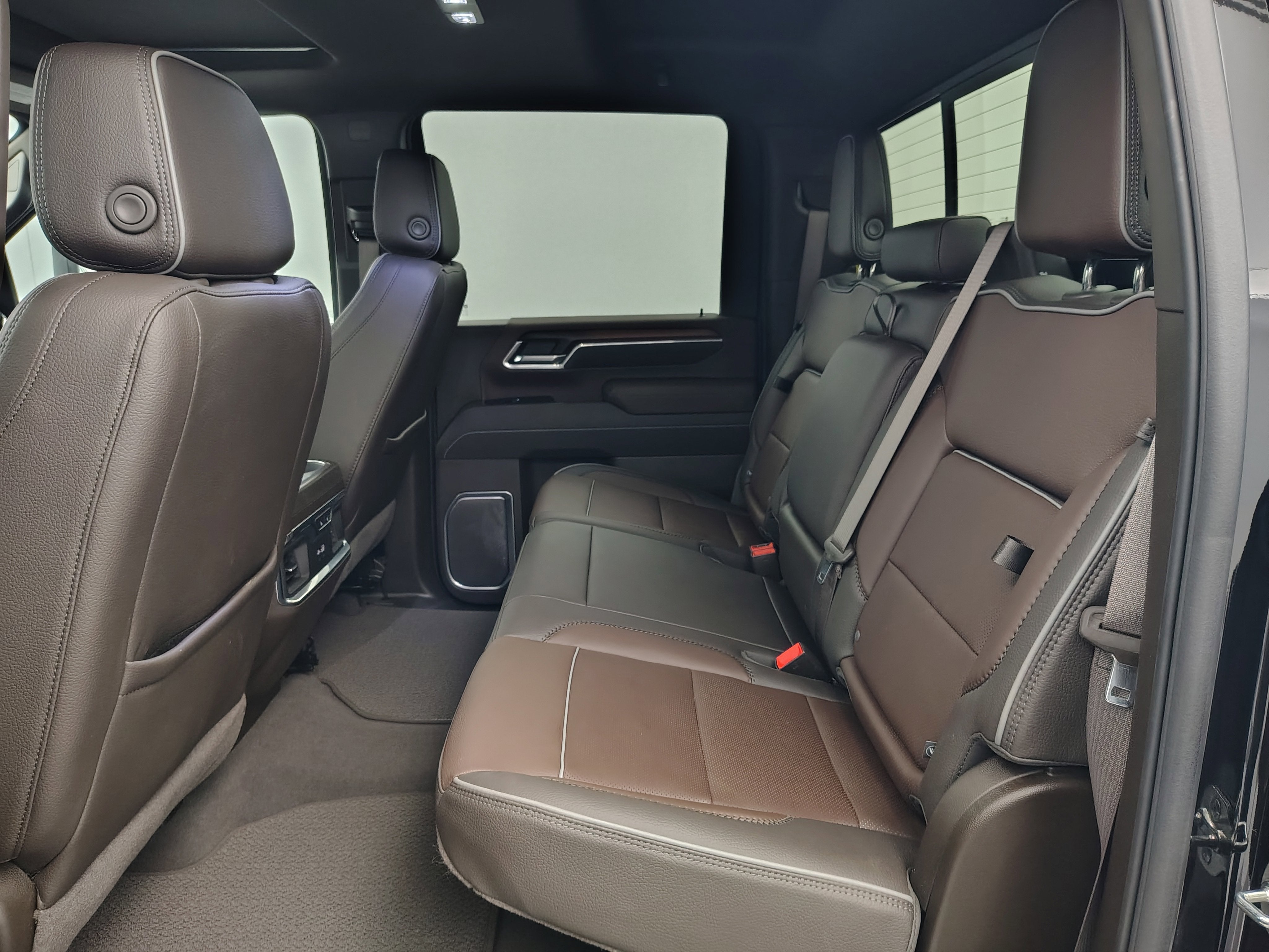 2025 GMC Sierra 2500HD Denali