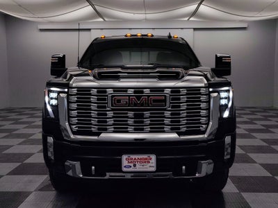 2025 GMC Sierra 2500HD Denali