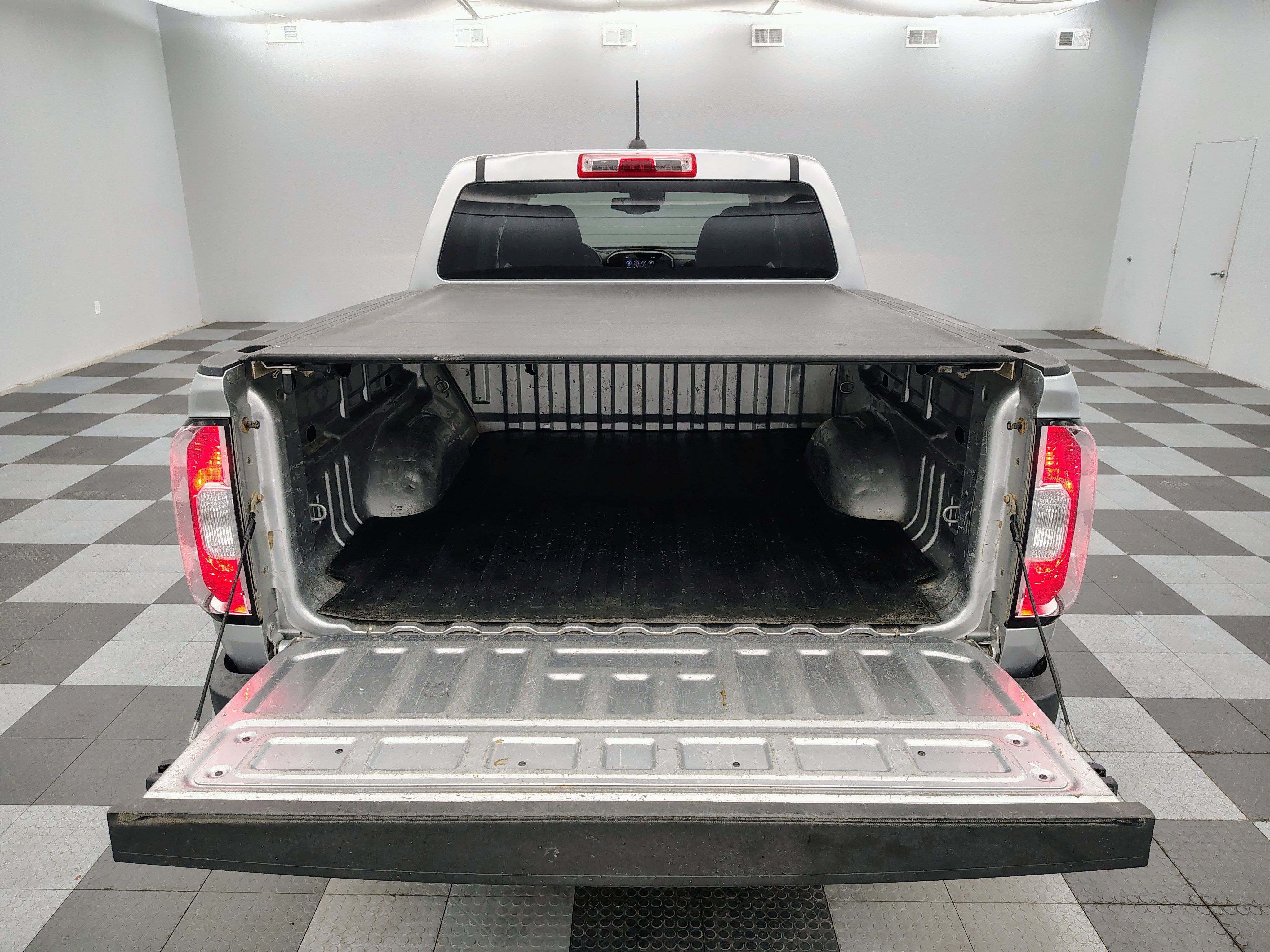 2015 GMC Canyon 4WD SLT