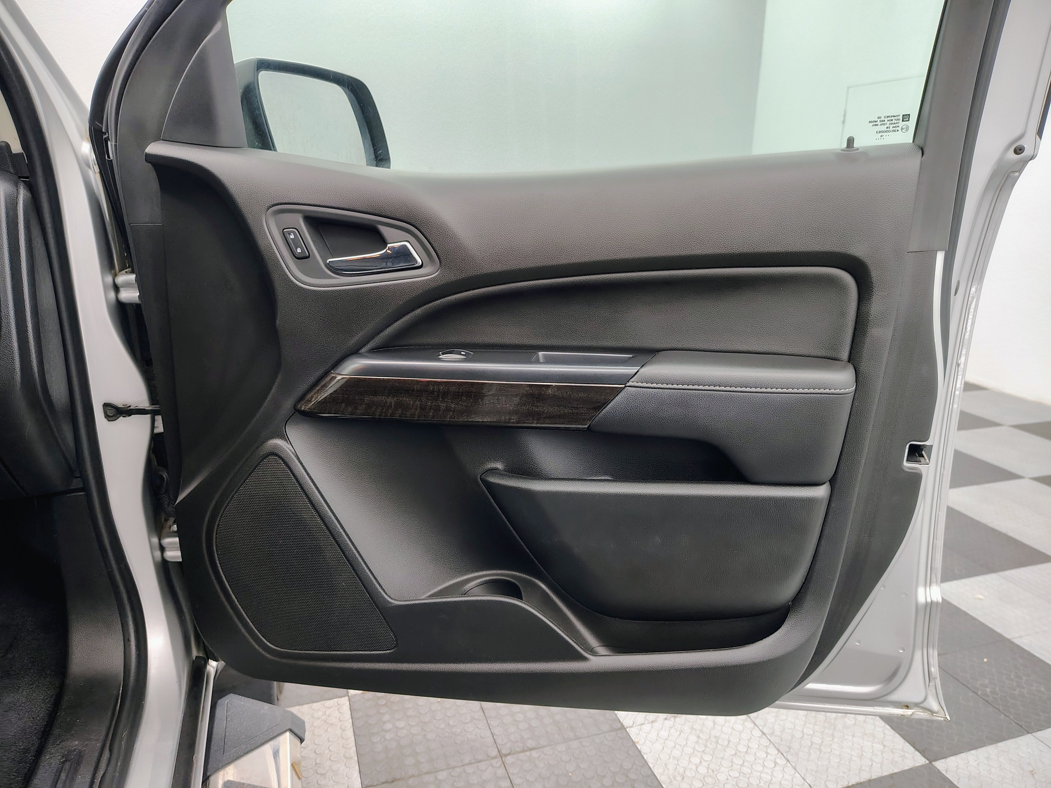 2015 GMC Canyon 4WD SLT