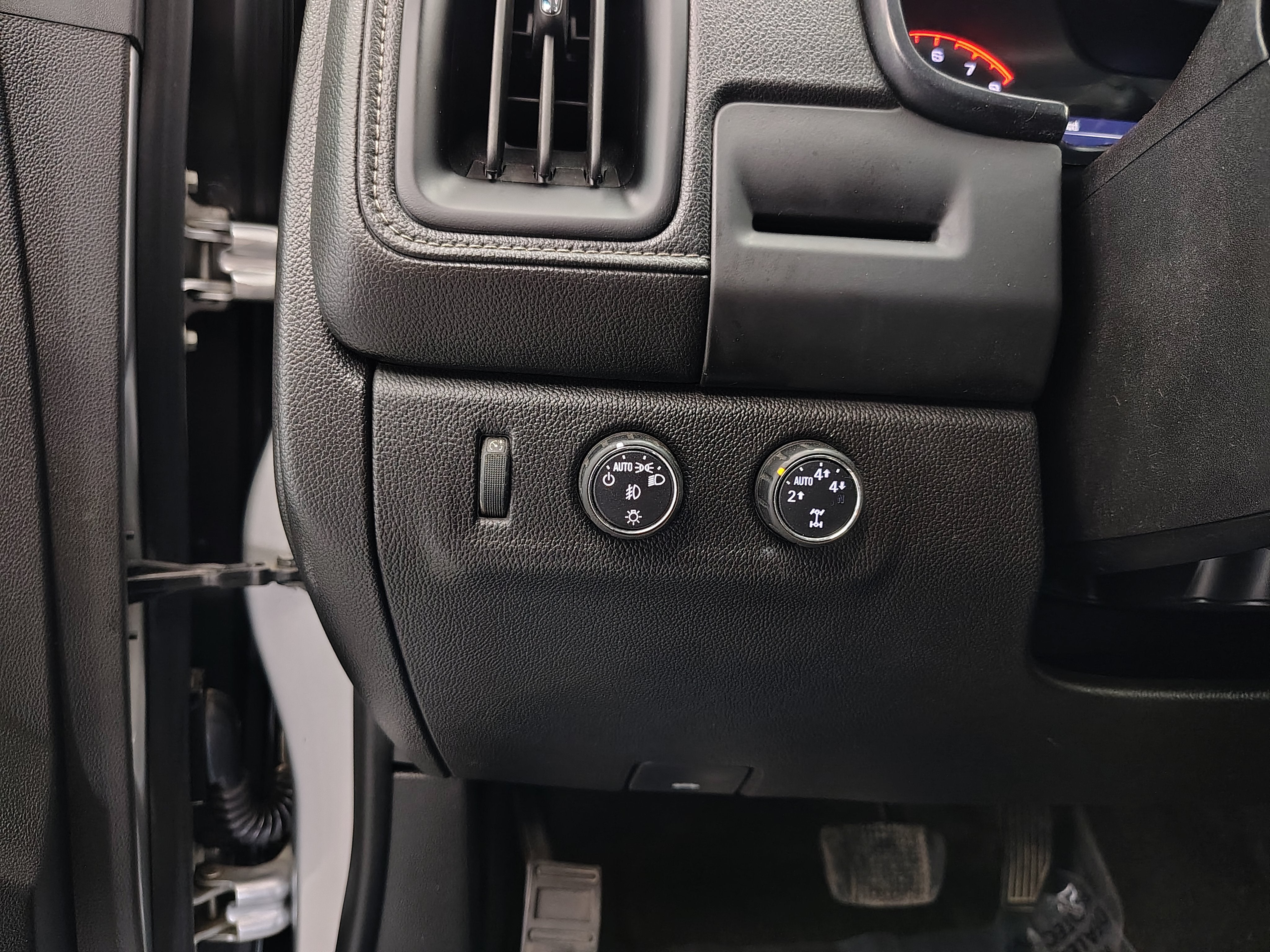 2015 GMC Canyon 4WD SLT