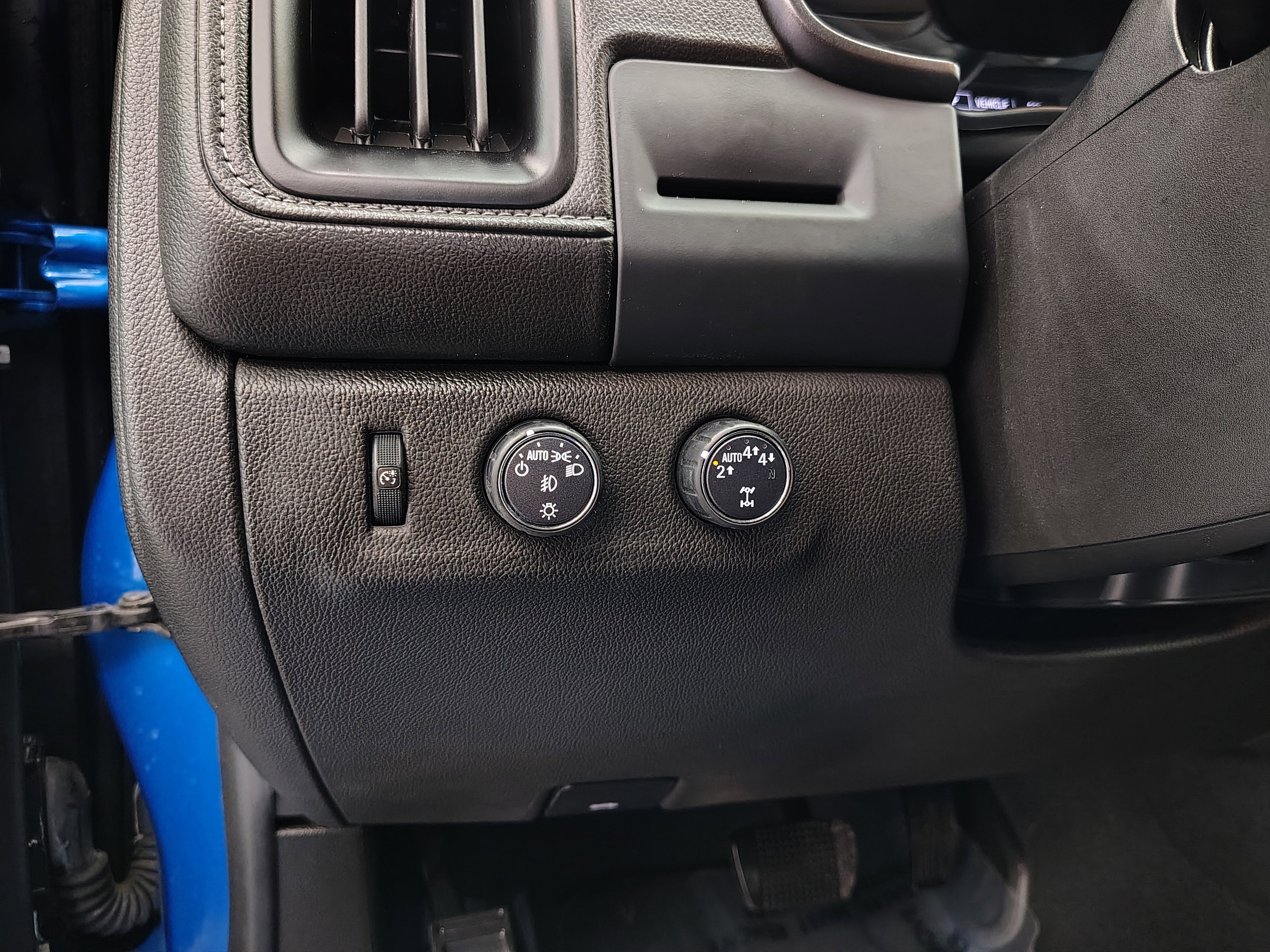 2022 GMC Canyon 4WD Crew Cab Short Box Elevation