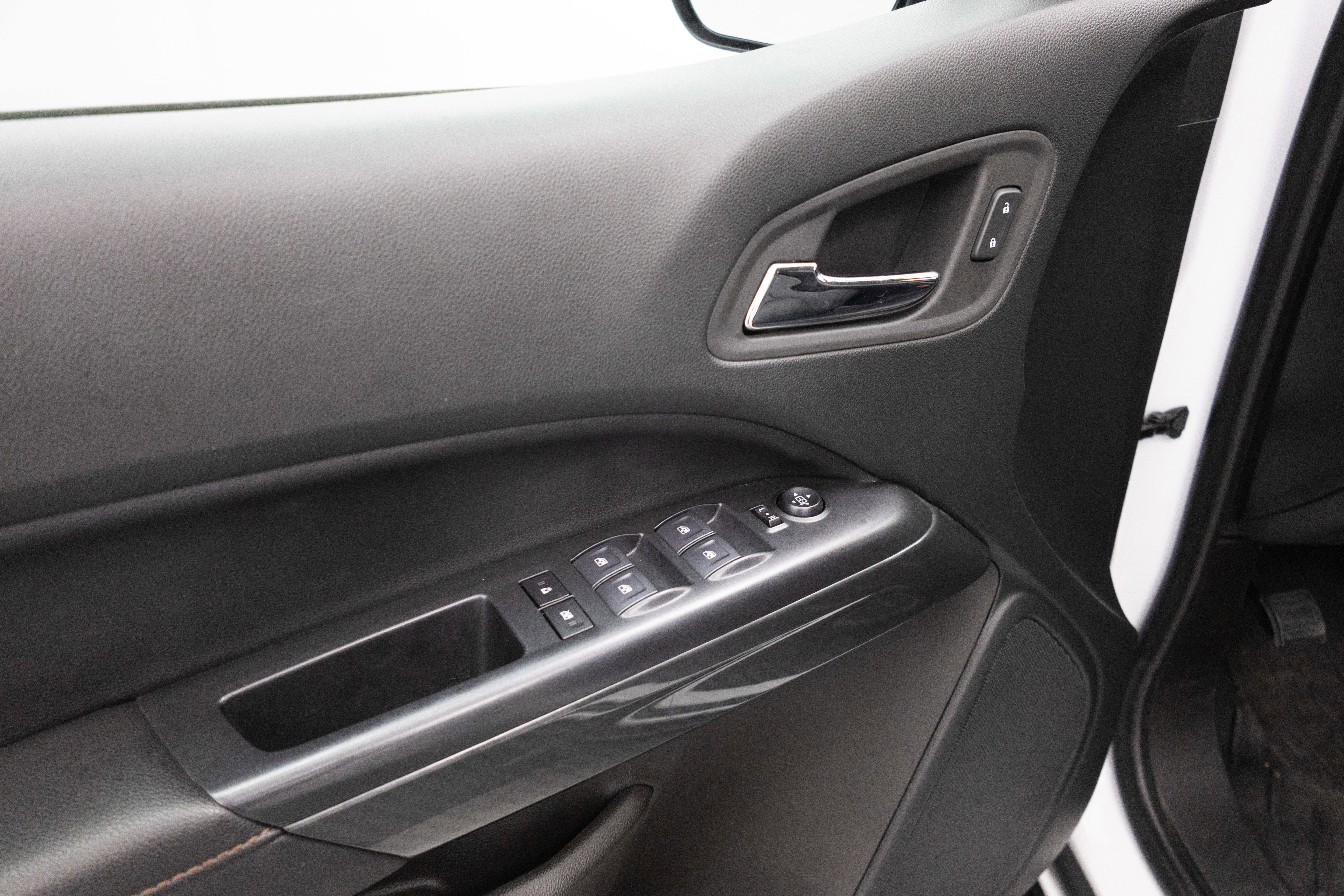 2022 GMC Canyon 4WD Crew Cab Short Box AT4 - Leather