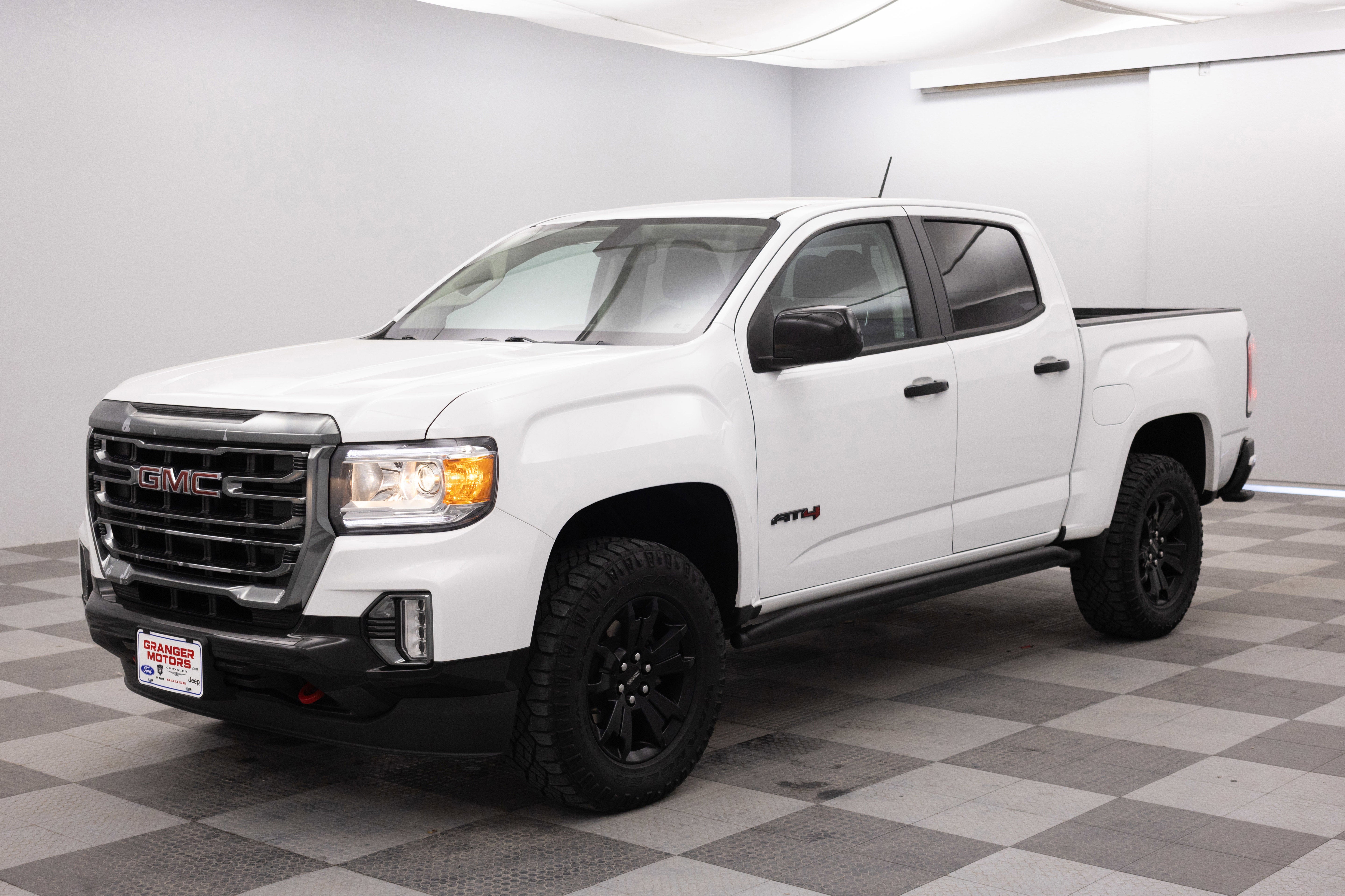 2022 GMC Canyon 4WD Crew Cab Short Box AT4 - Leather