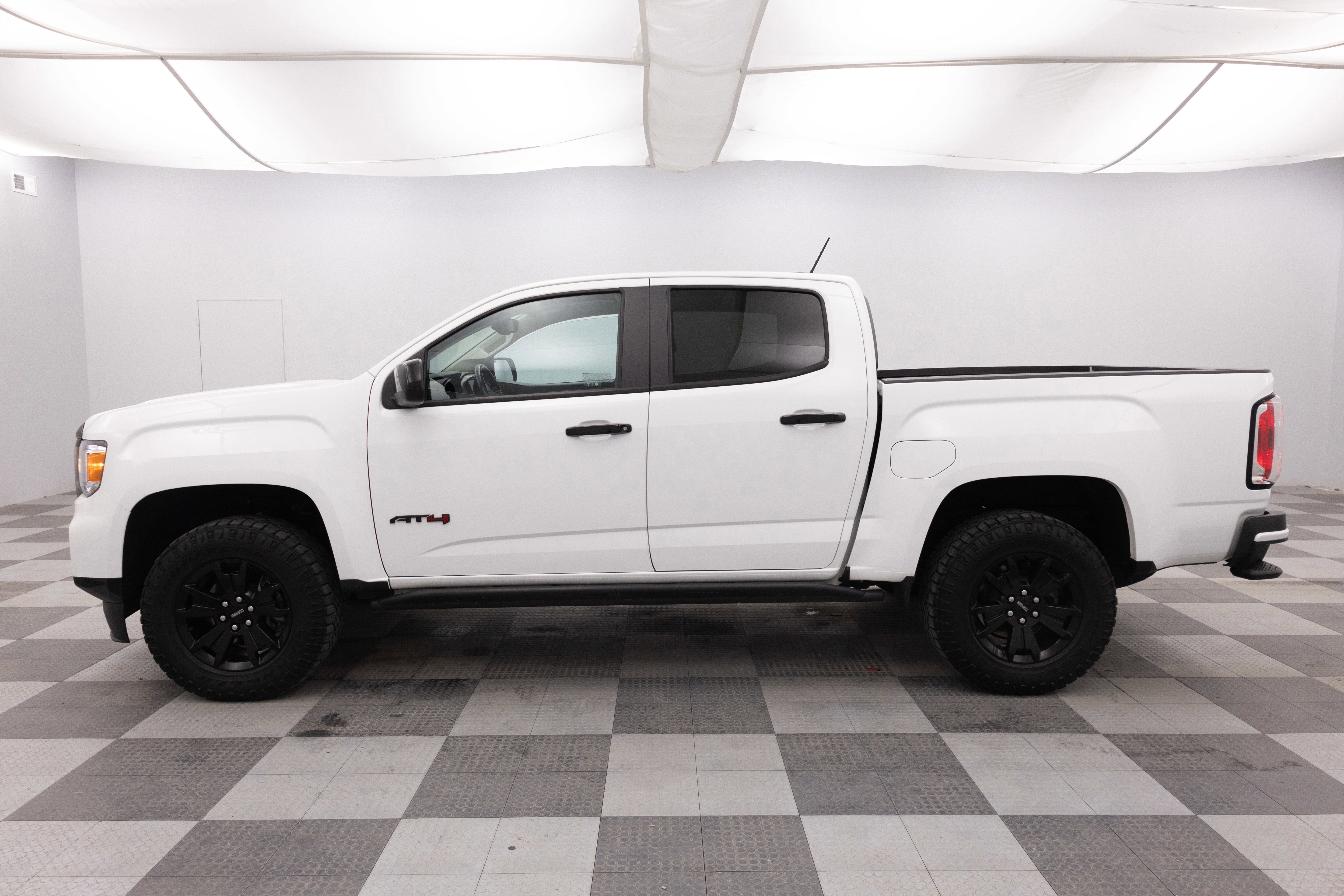 2022 GMC Canyon 4WD Crew Cab Short Box AT4 - Leather