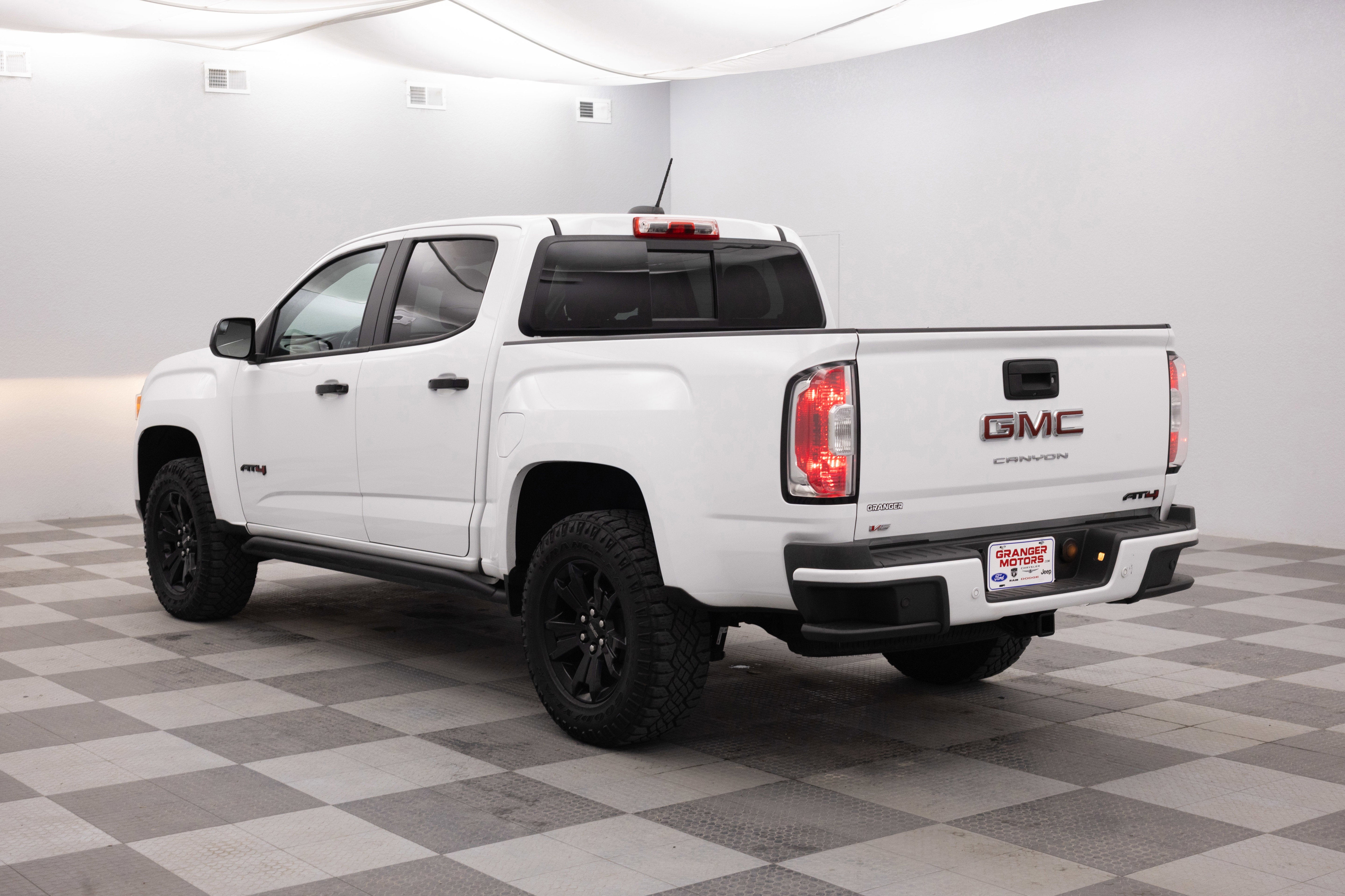 2022 GMC Canyon 4WD Crew Cab Short Box AT4 - Leather